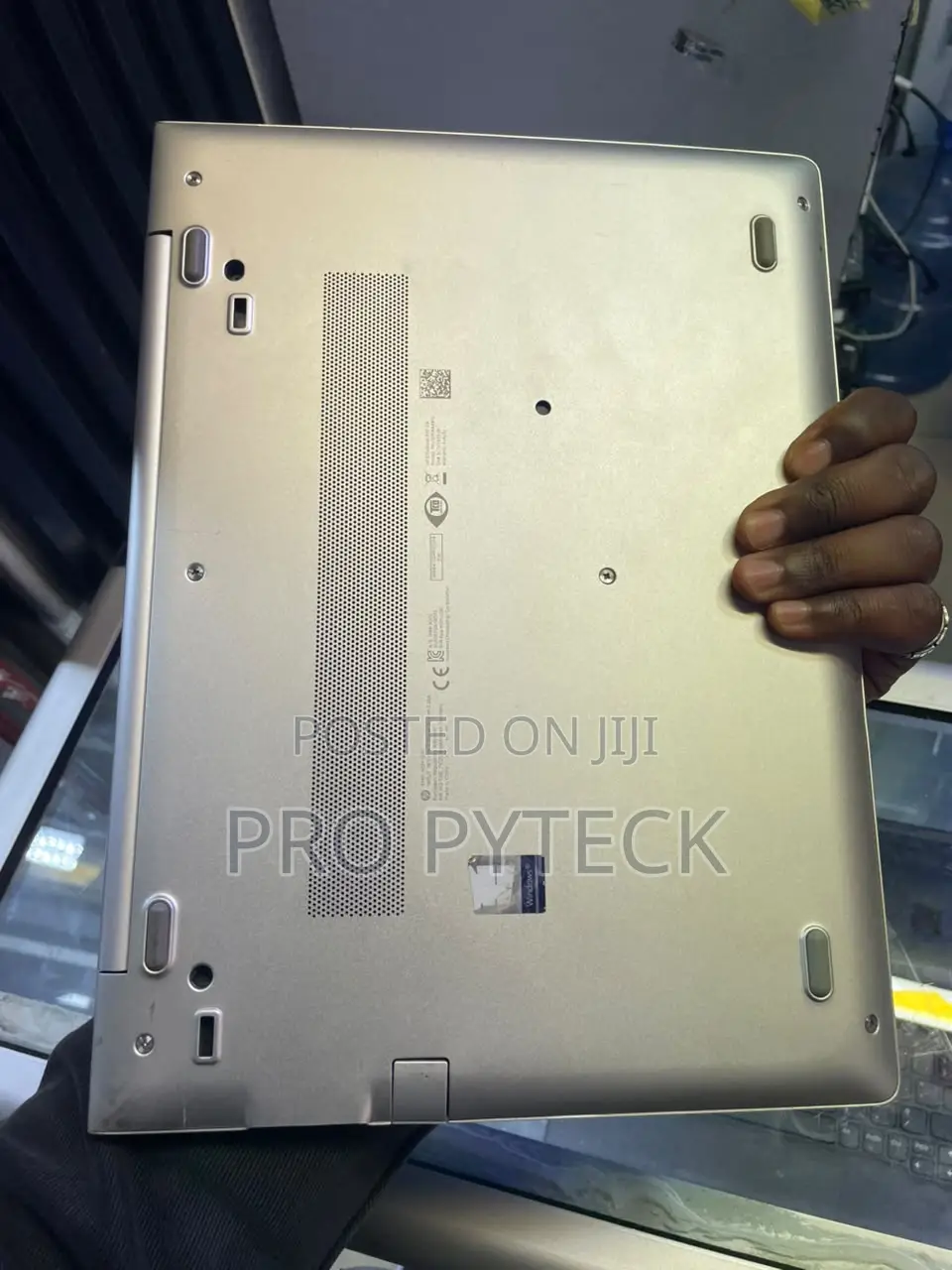 Laptop HP EliteBook 845 G7 8GB AMD Ryzen 7 SSD 256GB
