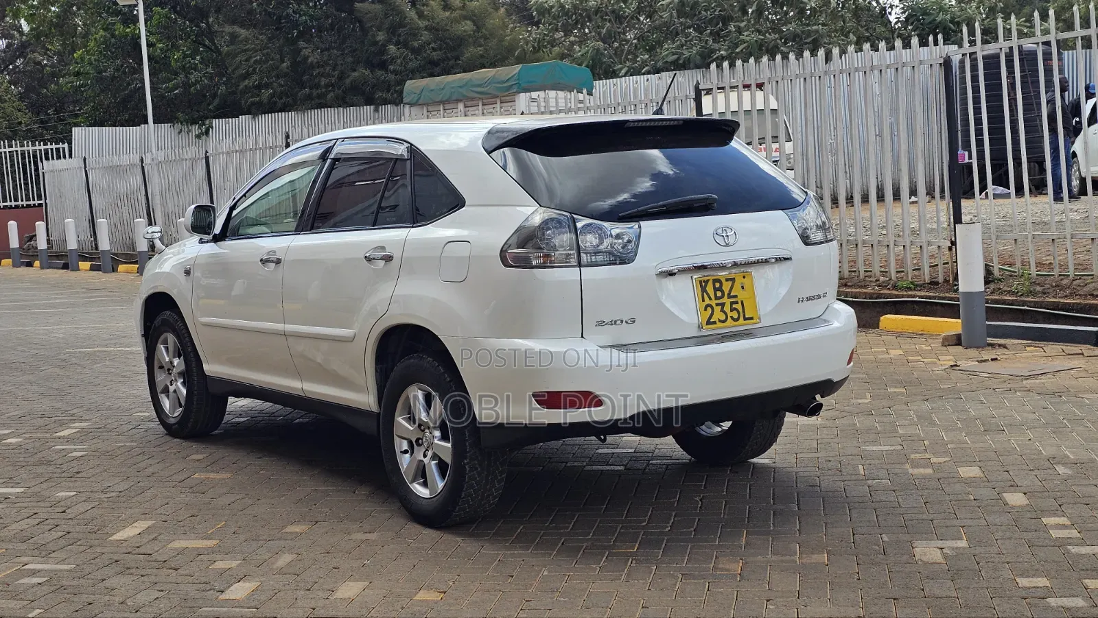 Toyota Harrier 2007 White