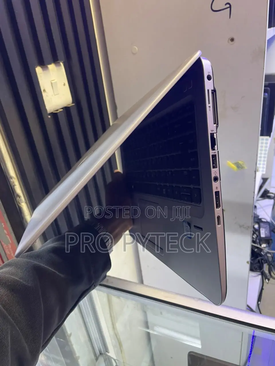 Laptop HP EliteBook 745 G6 8GB AMD Ryzen 5 SSD 256GB