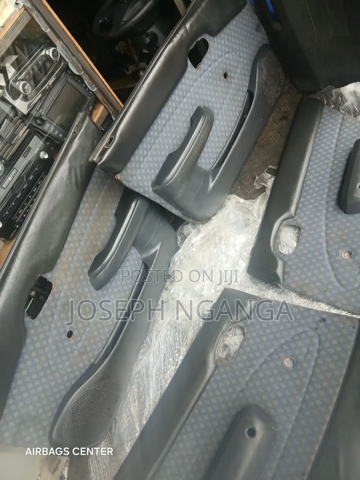 Toyota 102 Door Covers (G -Touring)