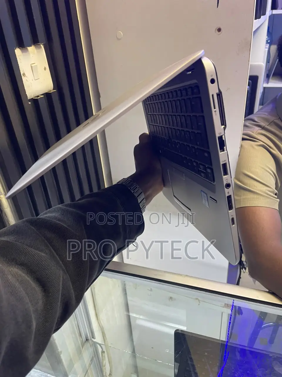 Laptop HP EliteBook 840 G6 8GB Intel Core i5 SSD 256GB