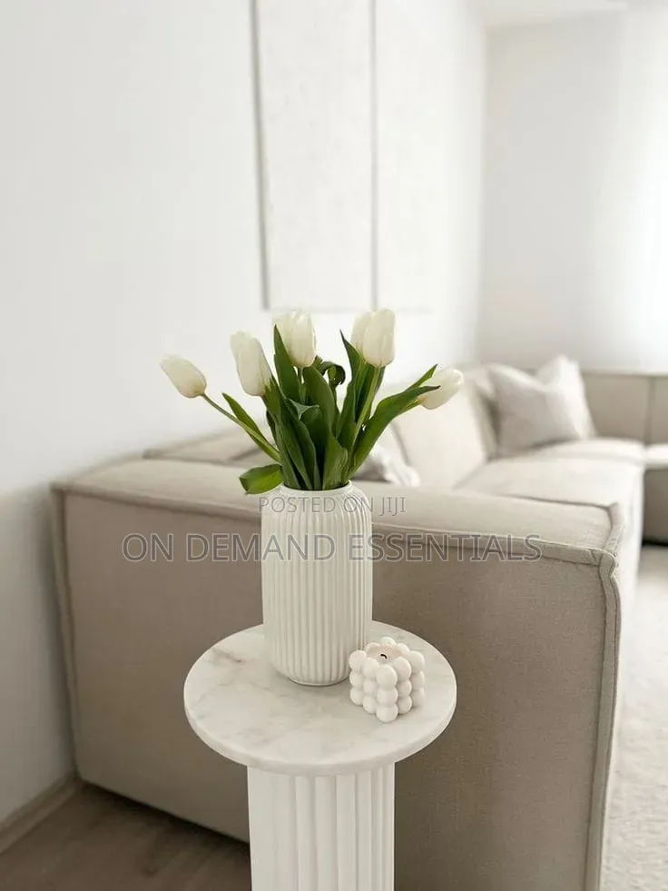 Sleek Heavy Ribbed Modern Elegant Vase