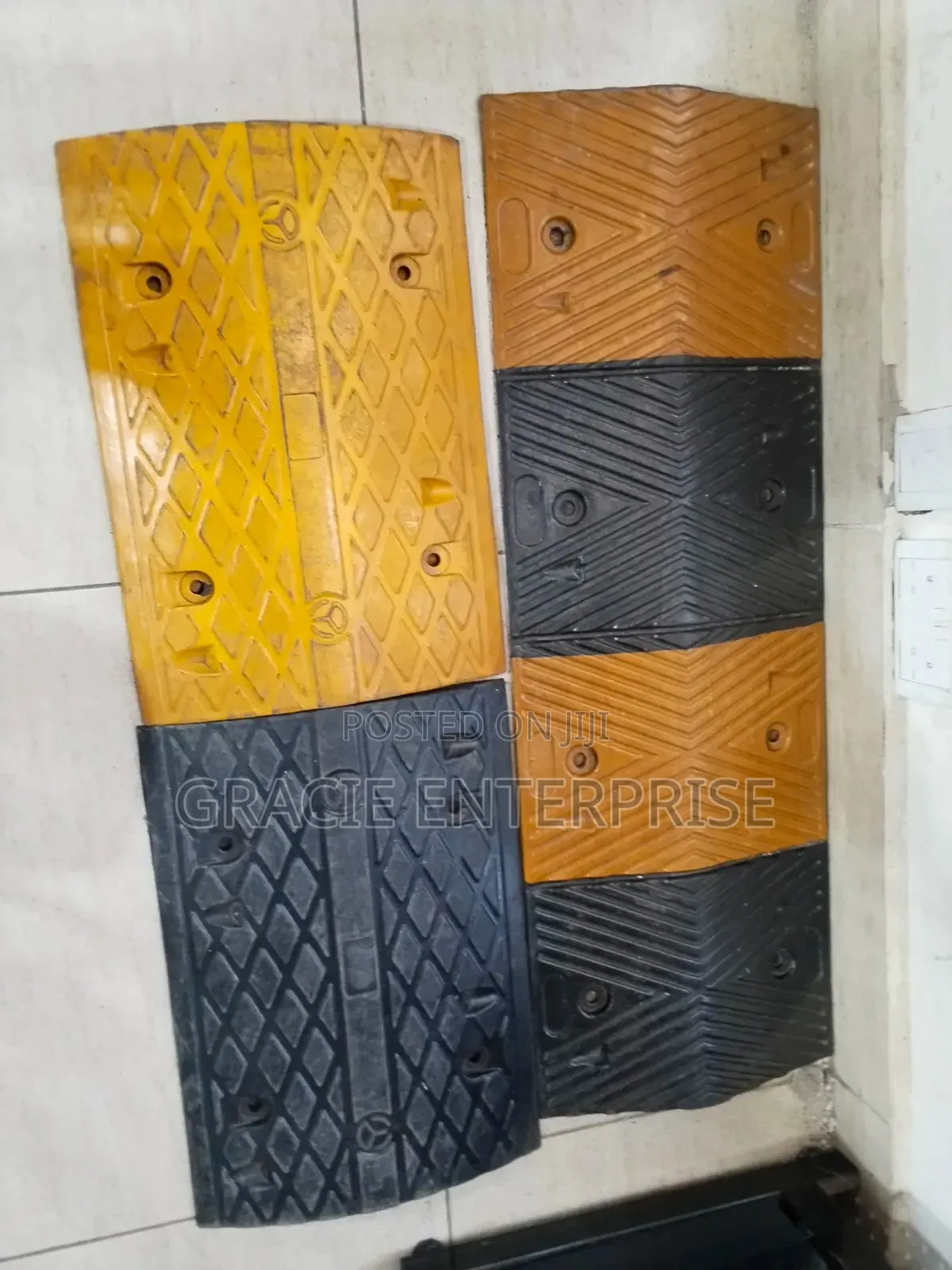 Road Safety Rubber Speed Bump