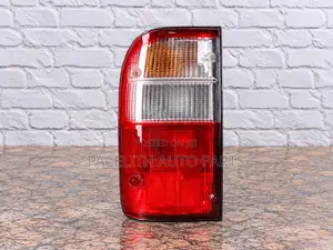 Depo Tail Lamp / Light Toyota Hilux Ln145 1998/1999/2000/2001