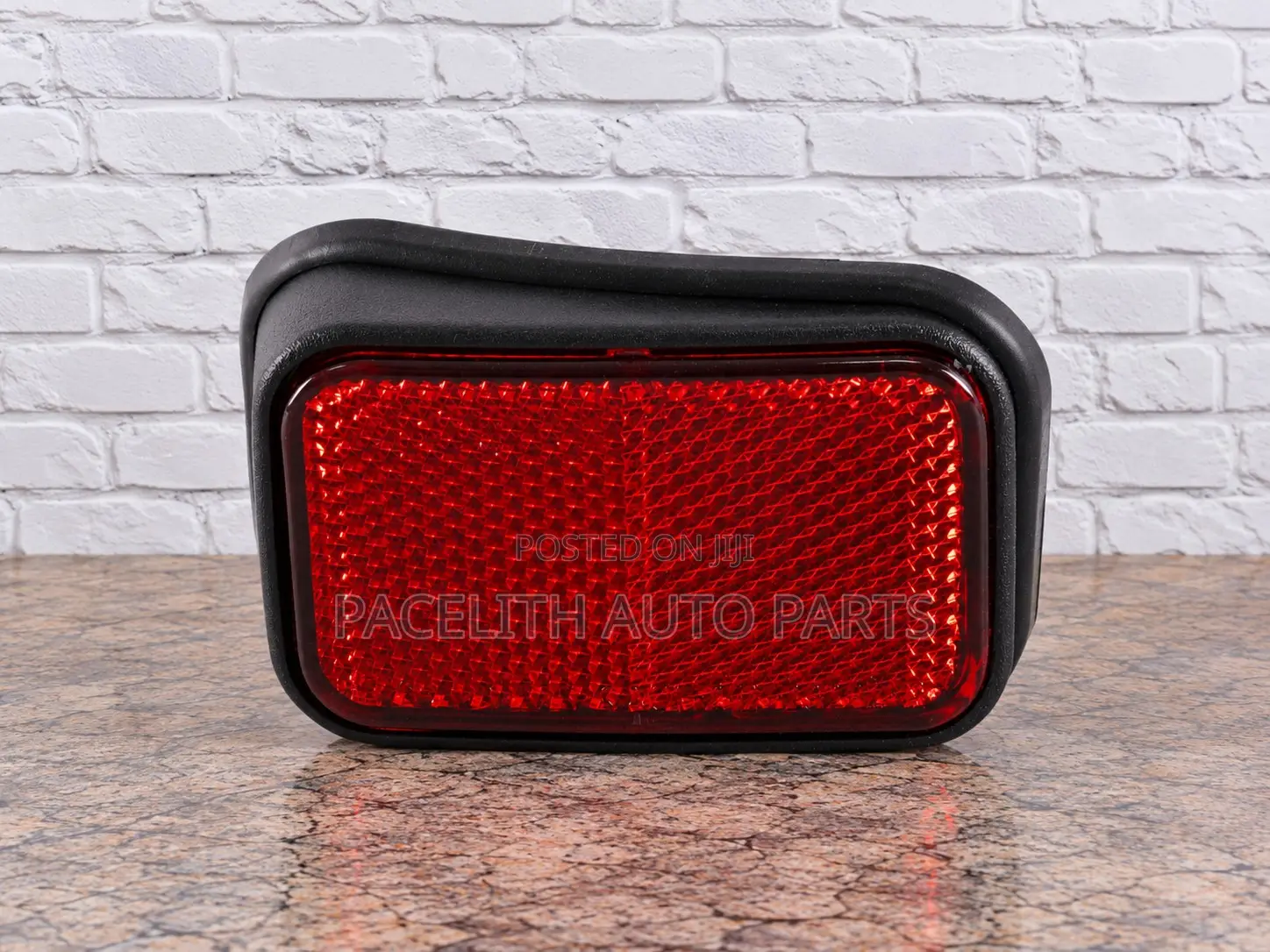 Depo Rear Reflector Toyota Hilux Ln166 1998/1999/2000/2001