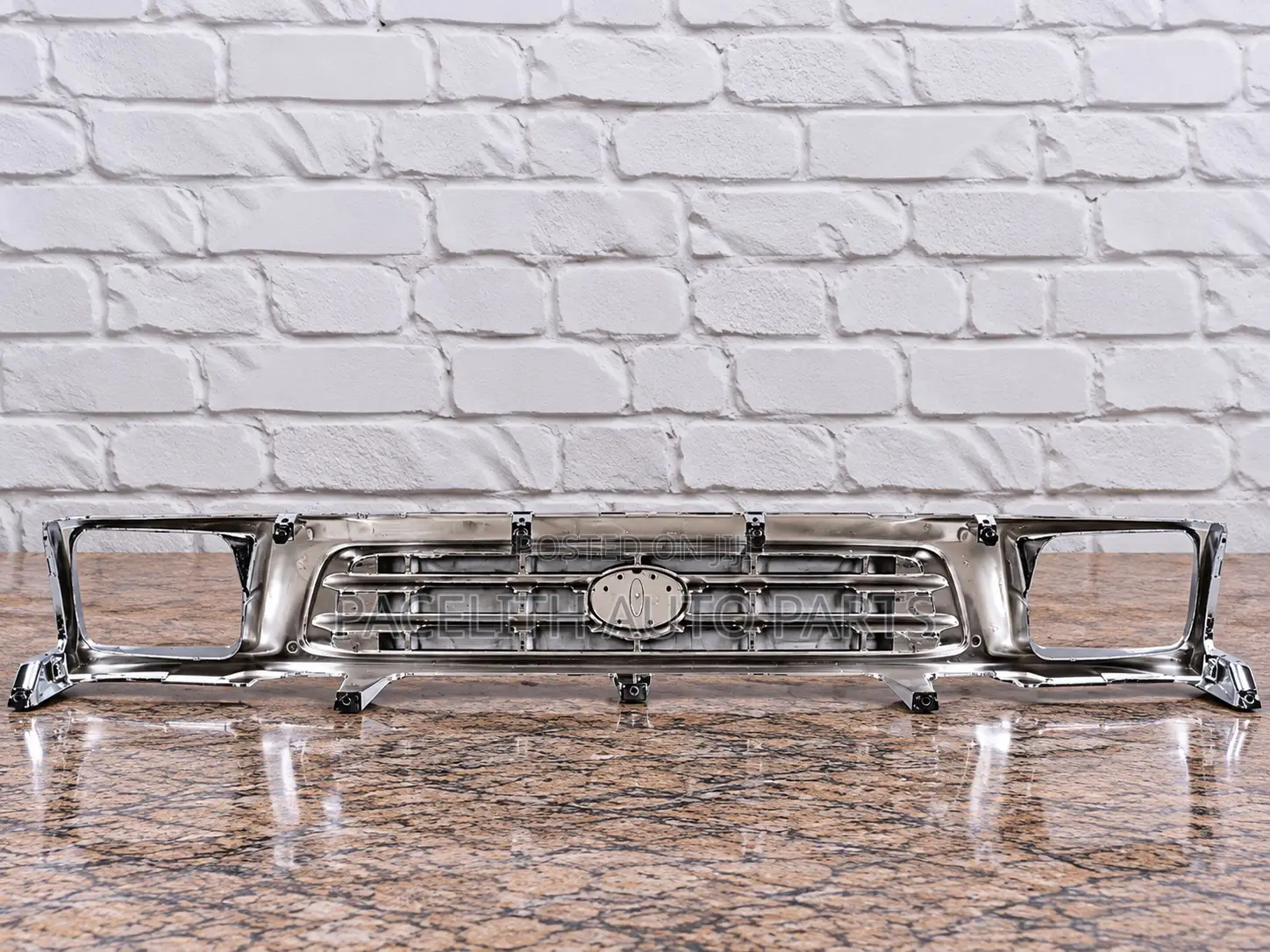 Grille Toyota Hilux Ln145 1998/1999/2000/2001 Chrome