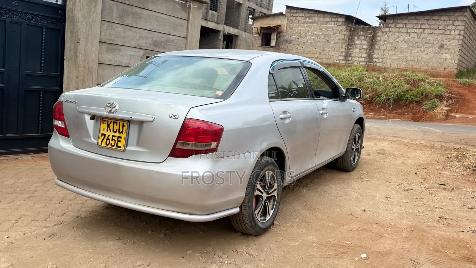 Toyota Axio 1.5 X 2WD 2012 Silver