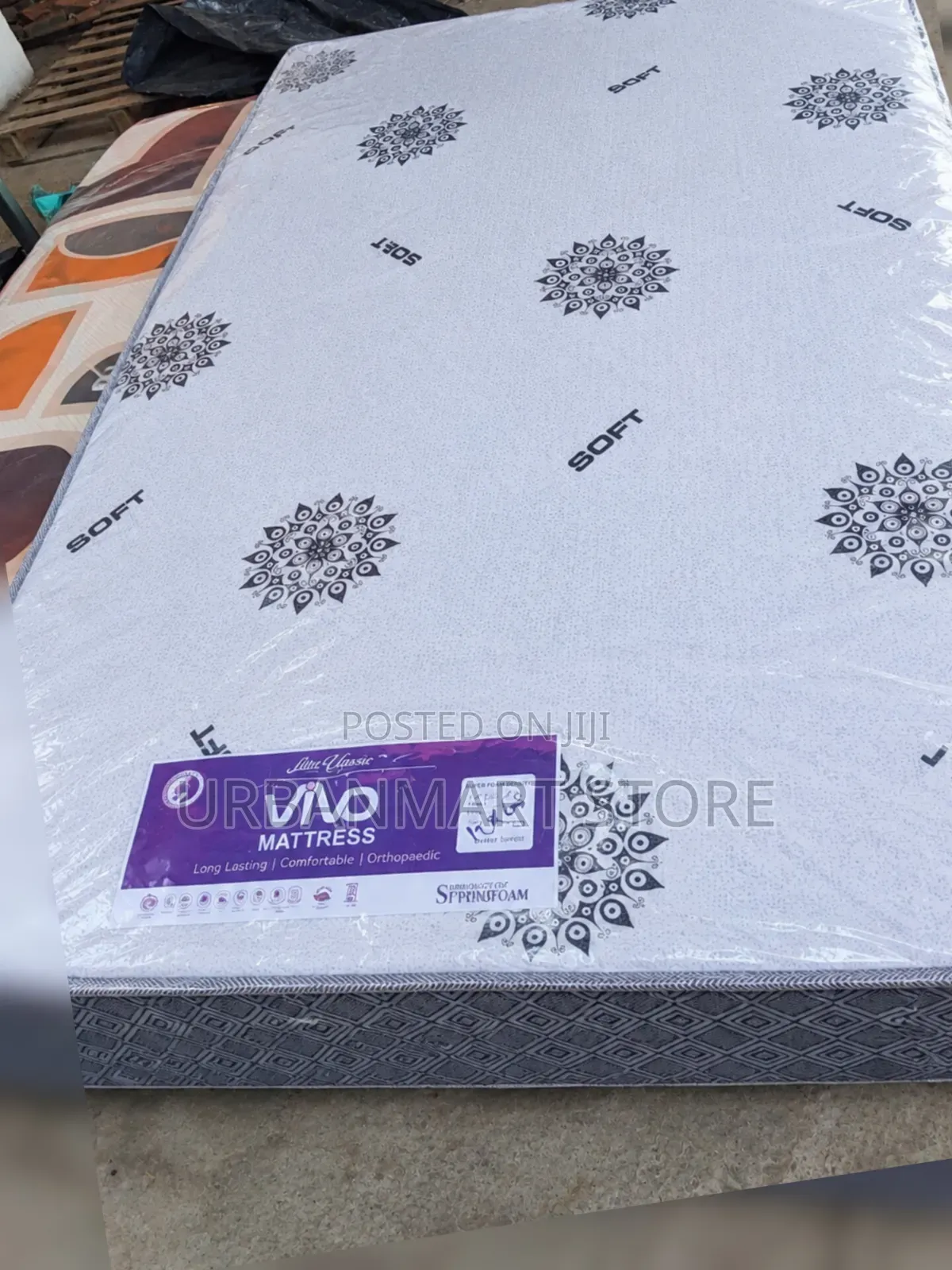 Selling 4×6 Quilted Memory Foam Mattress Topper