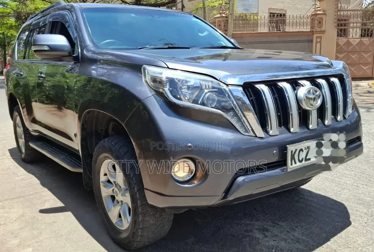 Toyota Land Cruiser Prado 3.0 TD 2013 Gray