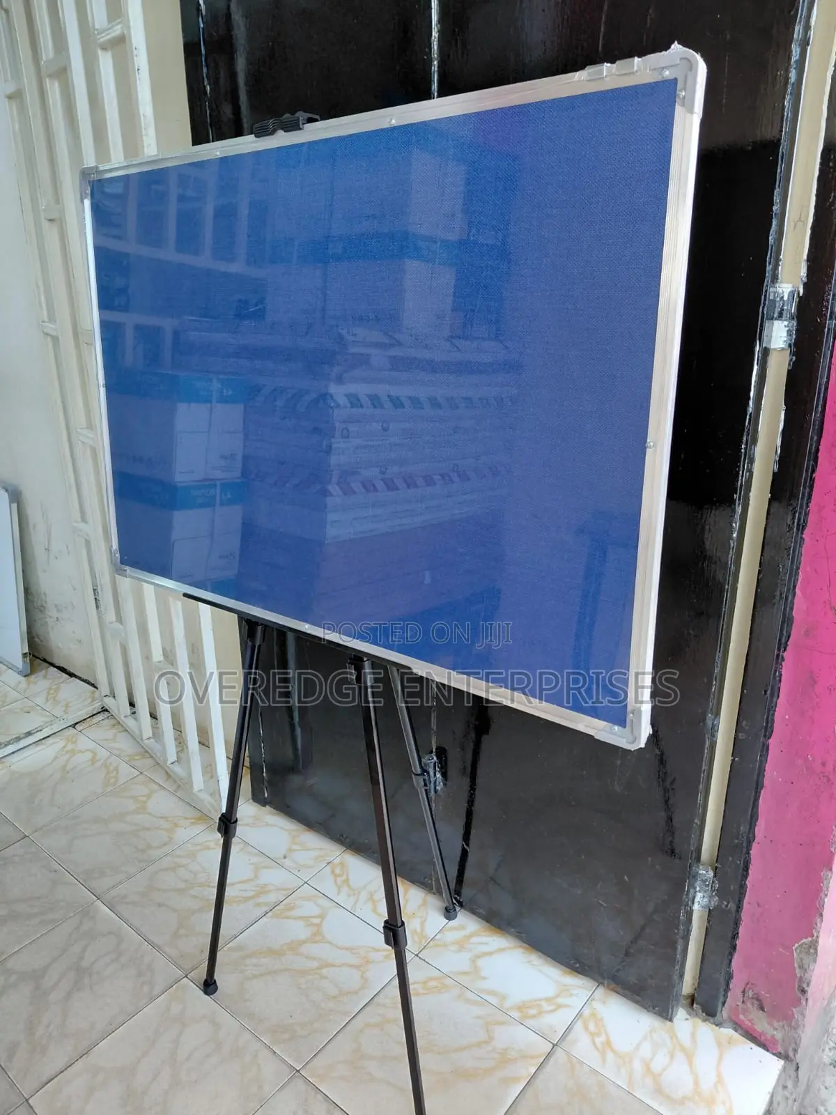 Blue Notice Board With Easel Stand 3ftx2ft