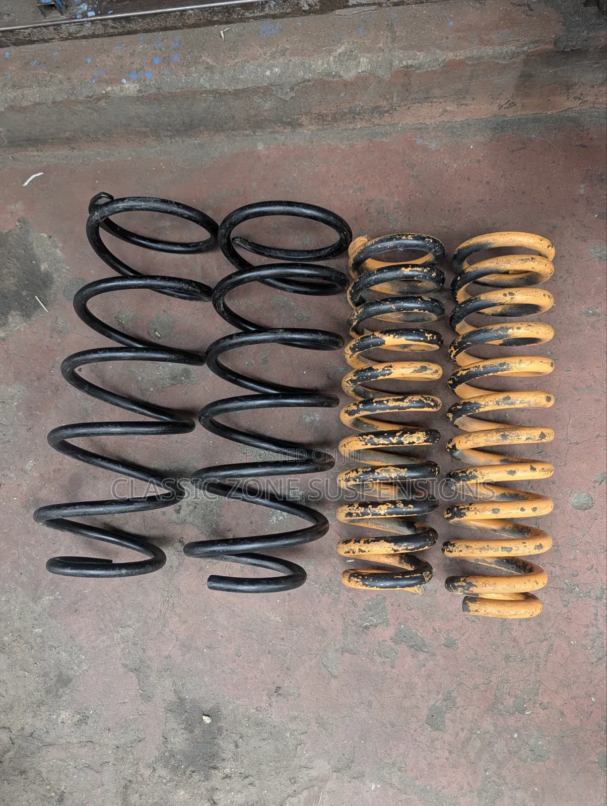 Toyota Land Cruiser 200series Coil Springs.