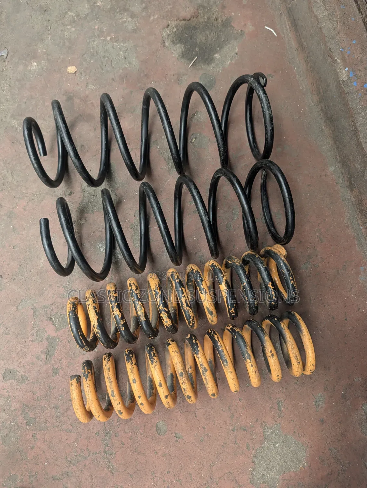 Toyota Land Cruiser 200series Coil Springs.