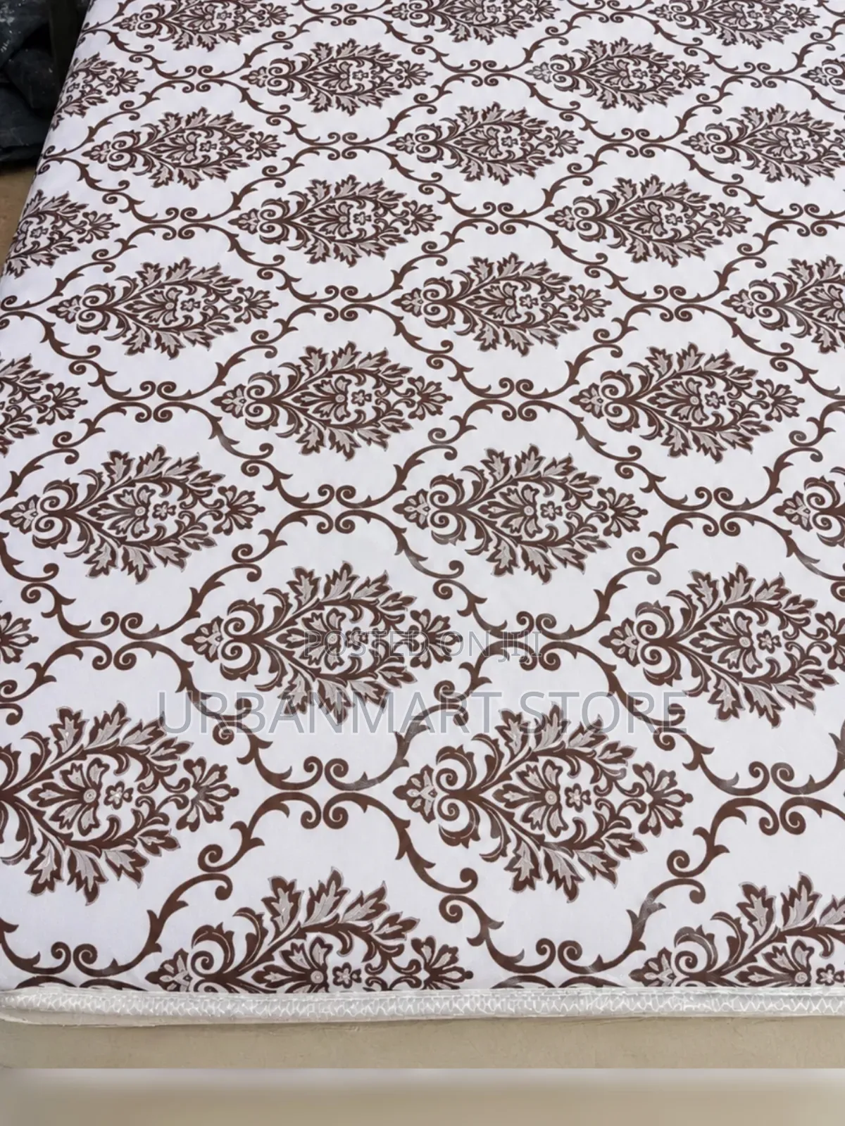 Brand New Quilted Memory Foam Topper 4×6 Fitted Design