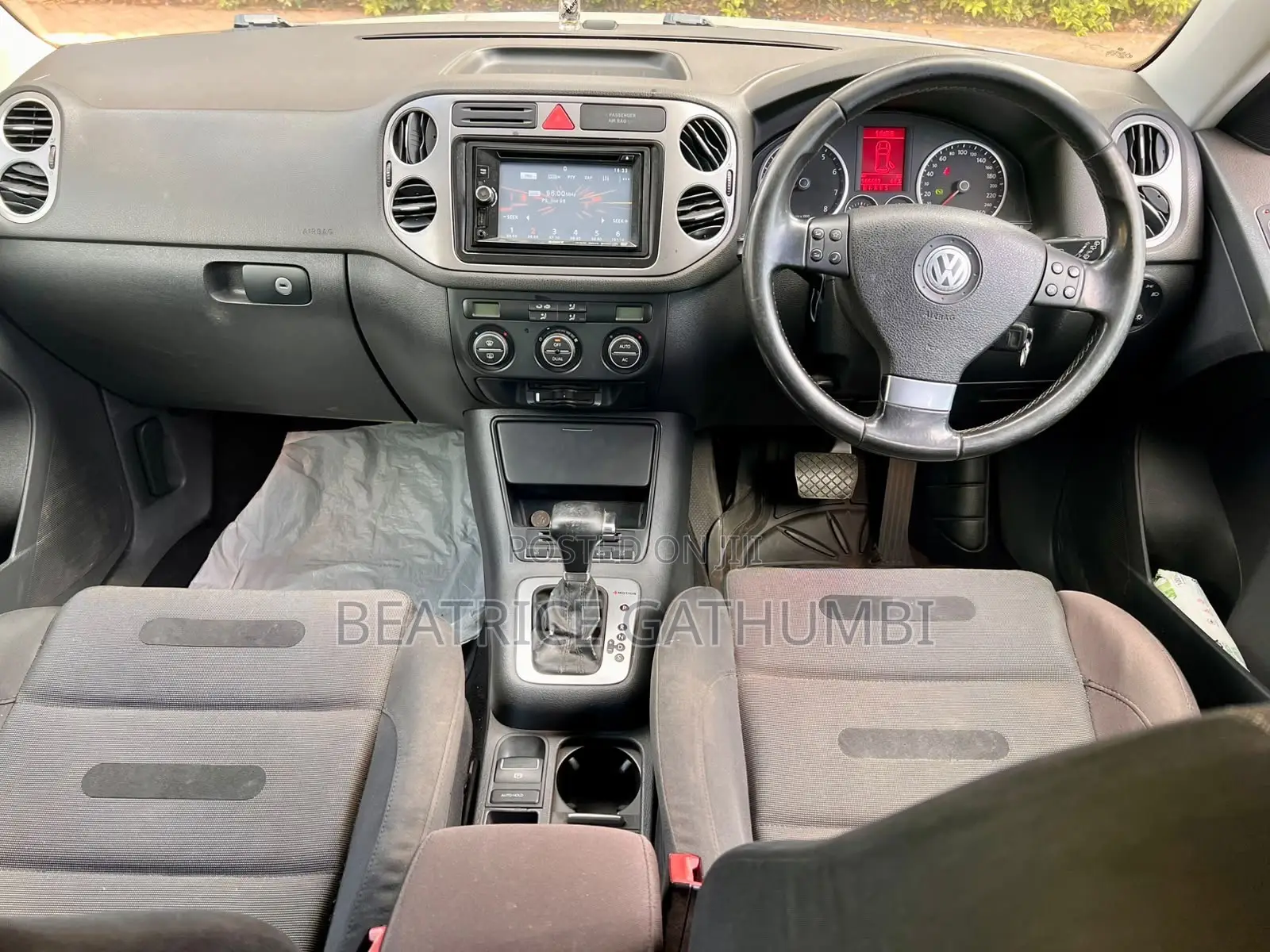 Volkswagen Tiguan 2009 Silver