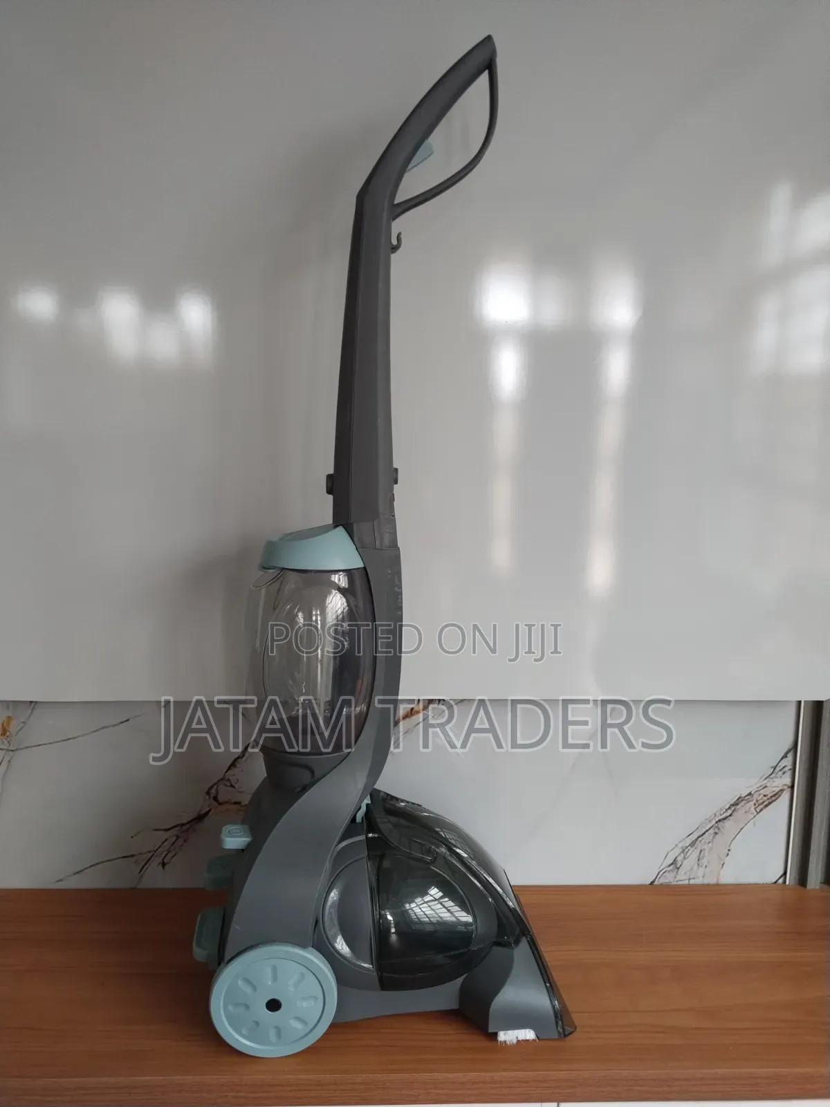 High Quality Ex UK Carpet Cleaner