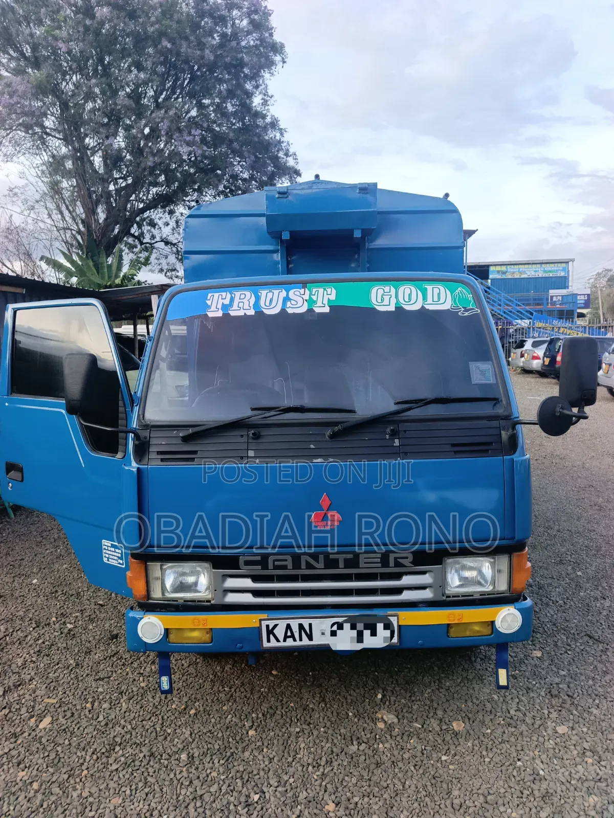 Mitsubishi Canter