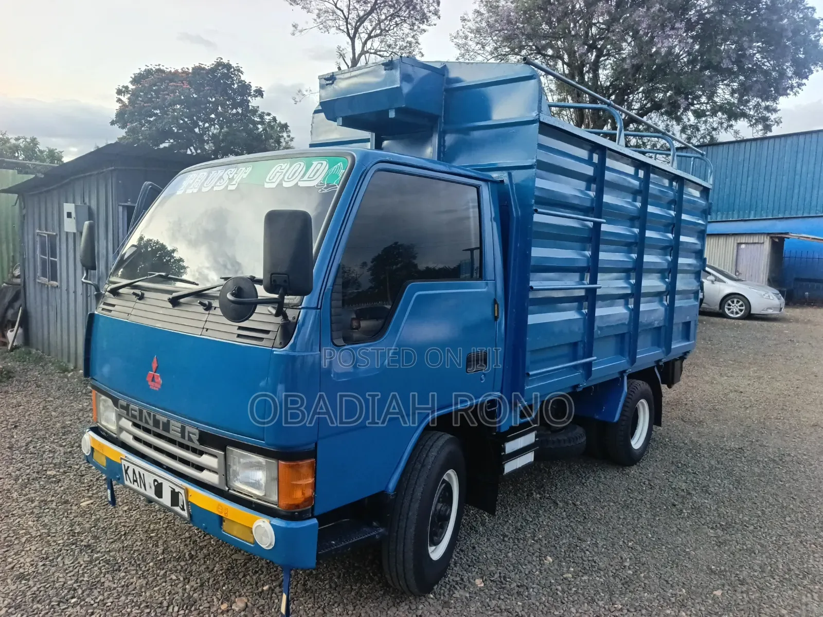 Mitsubishi Canter
