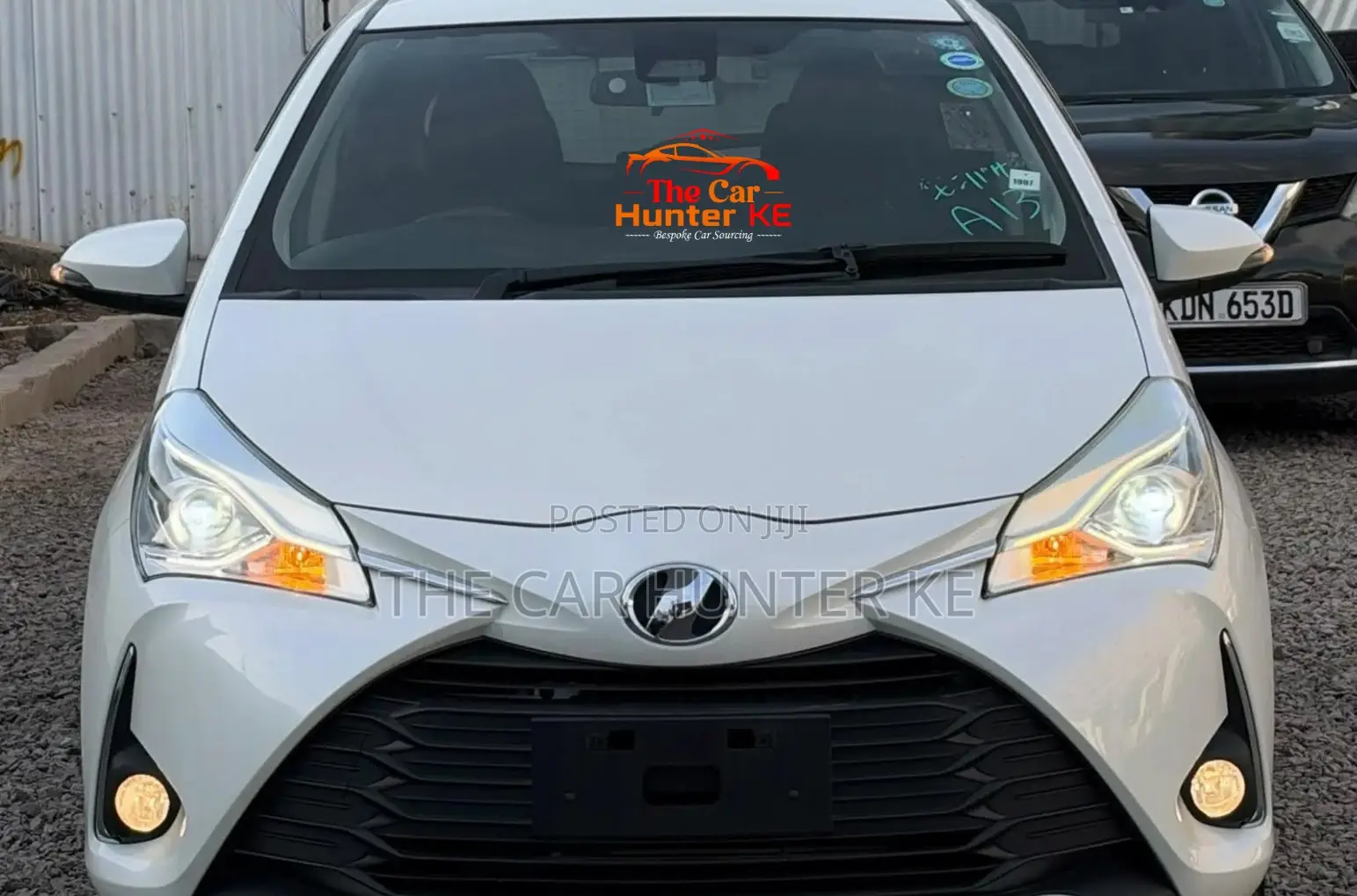 Toyota Vitz 1.0 FWD 5dr 2019 White
