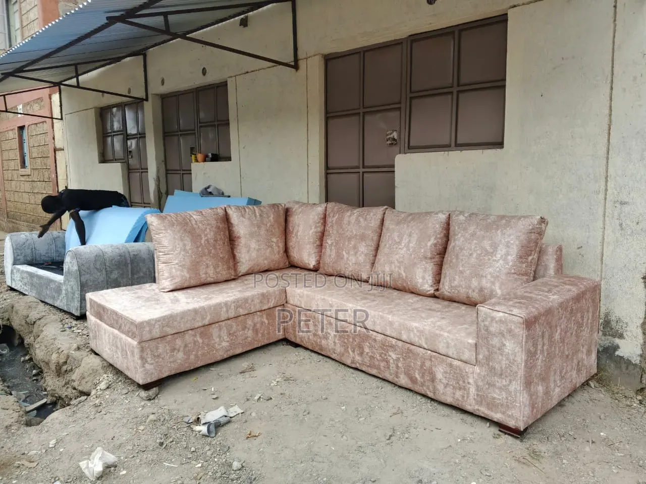 Modern Sofa Set for Sale – Quality & Affordable