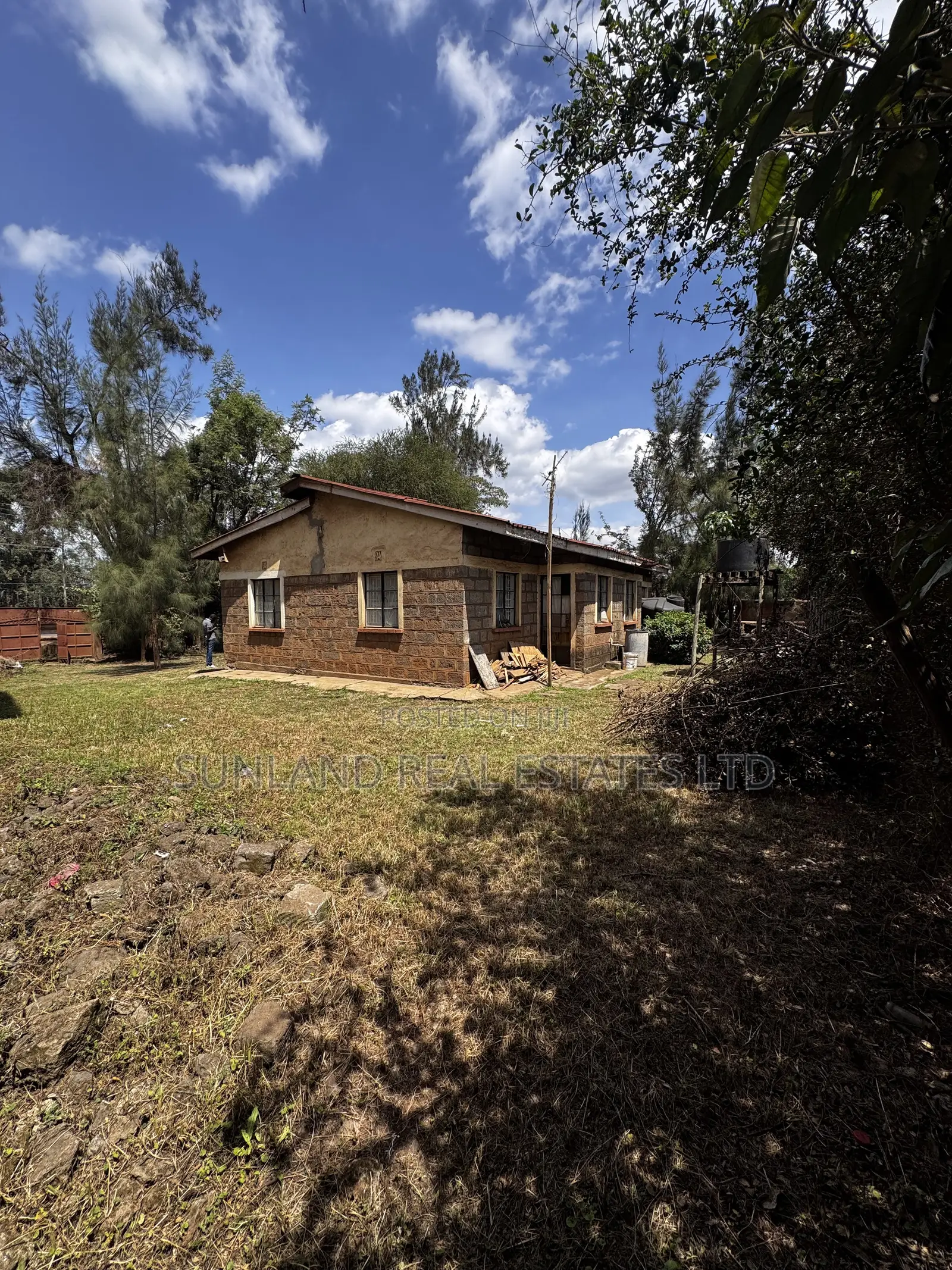 Quarter-Acre Commercial Plot on Ngong–Suswa Road – KSh 40M