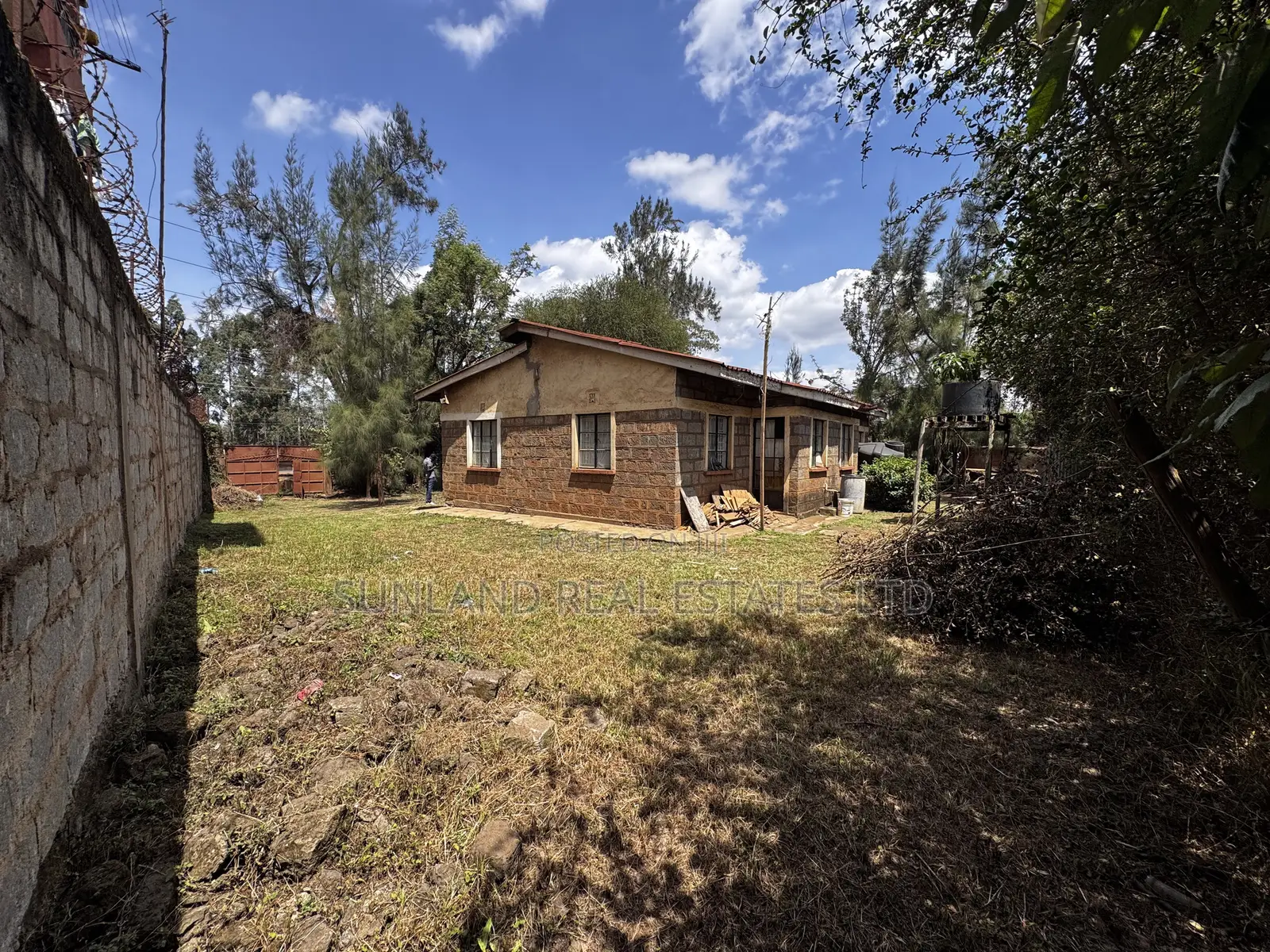 Quarter-Acre Commercial Plot on Ngong–Suswa Road – KSh 40M