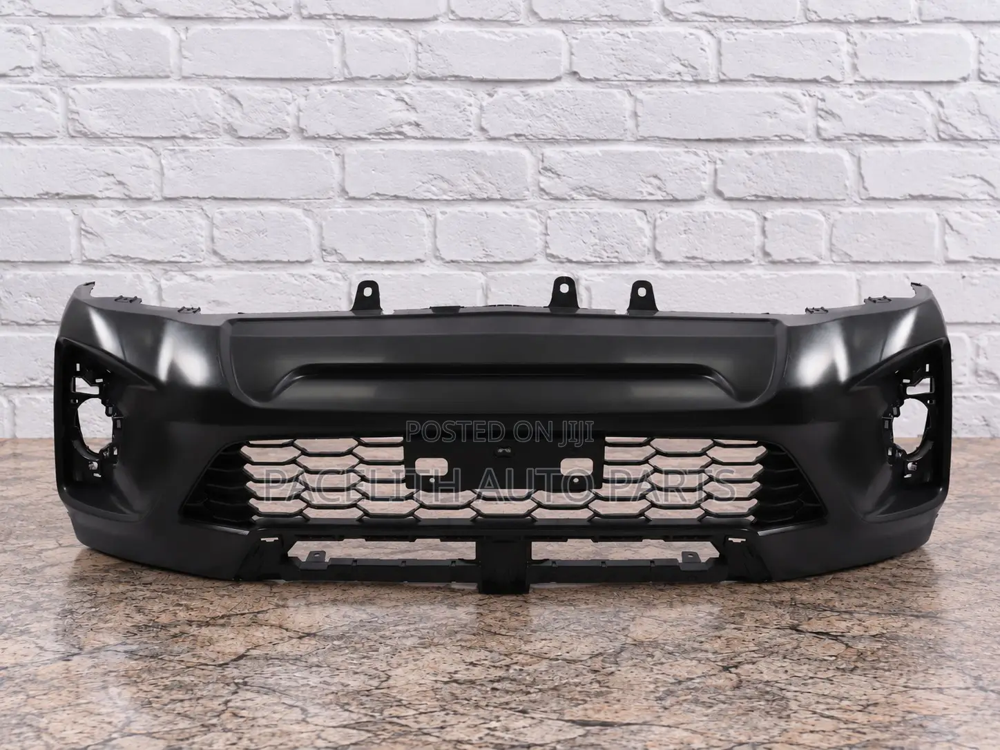 Front Bumper Toyota Hilux Revolution 2015/Wd 2wd