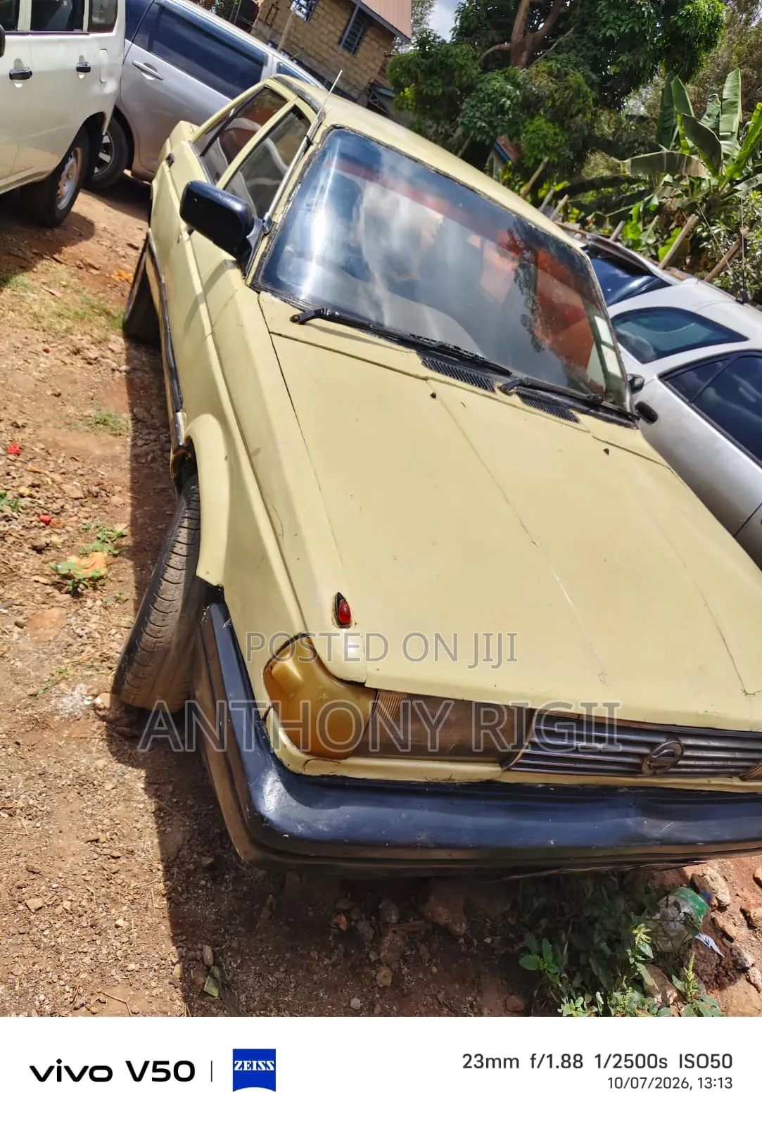 Nissan Sunny B12 Sedan 1.3 1990 Yellow