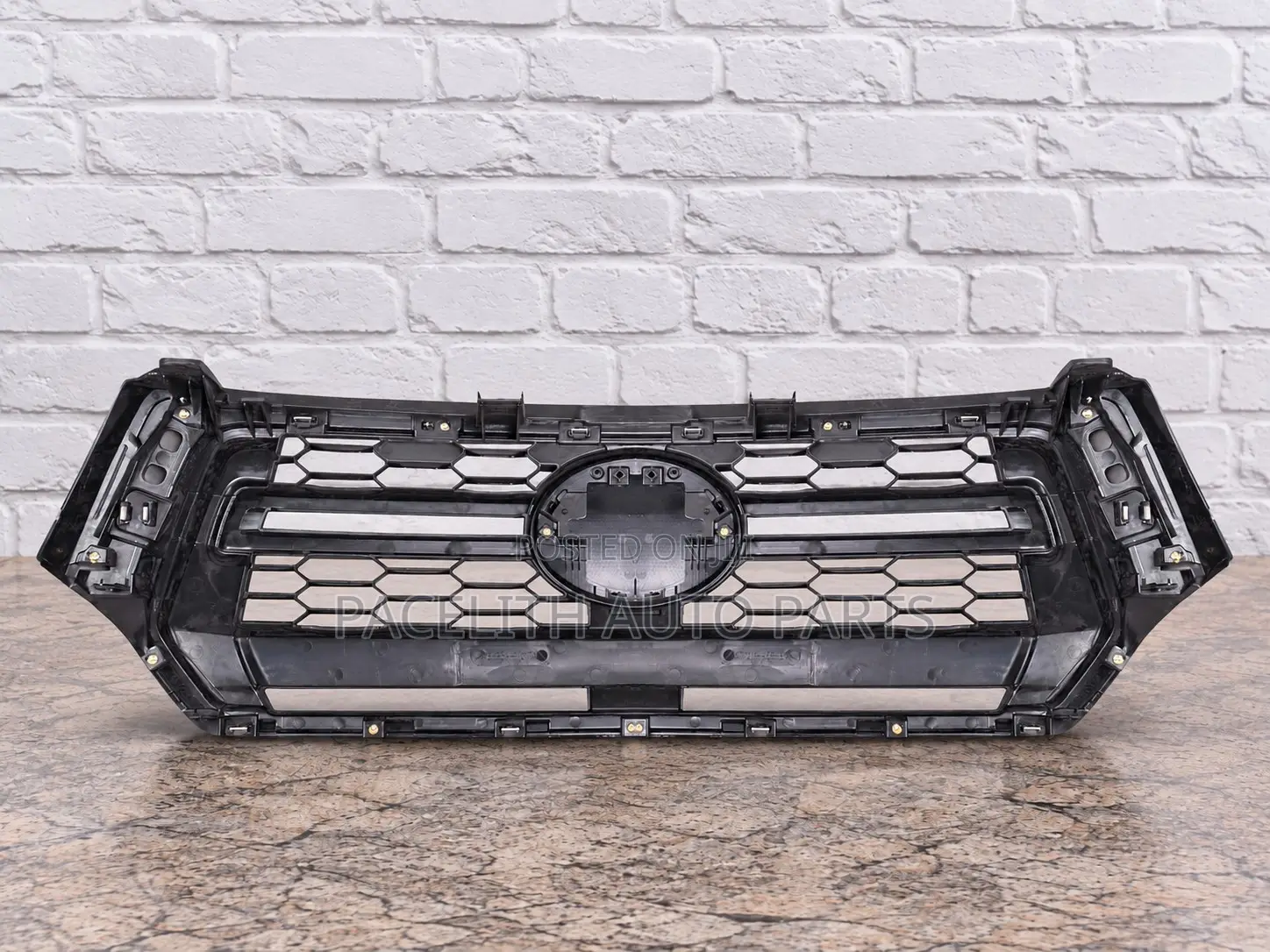 Grille Toyota Hilux Rocco 2018 Black