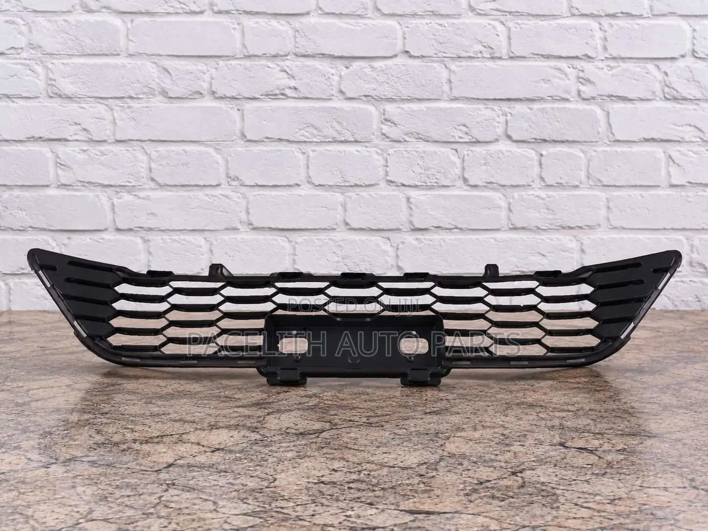 Bumper Grille Toyota Hilux Rocco 2018