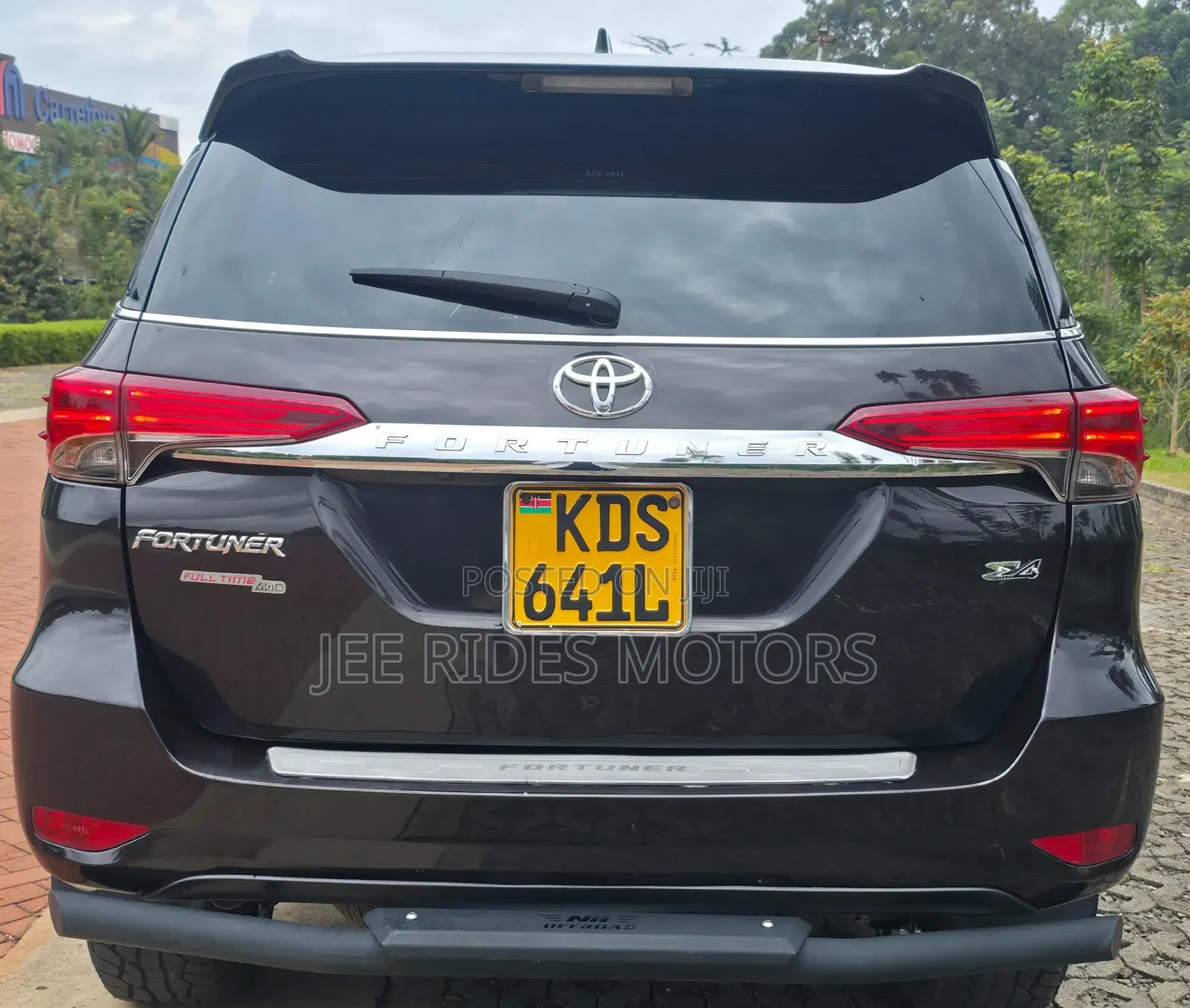 Toyota Fortuner 2018 Matt Black