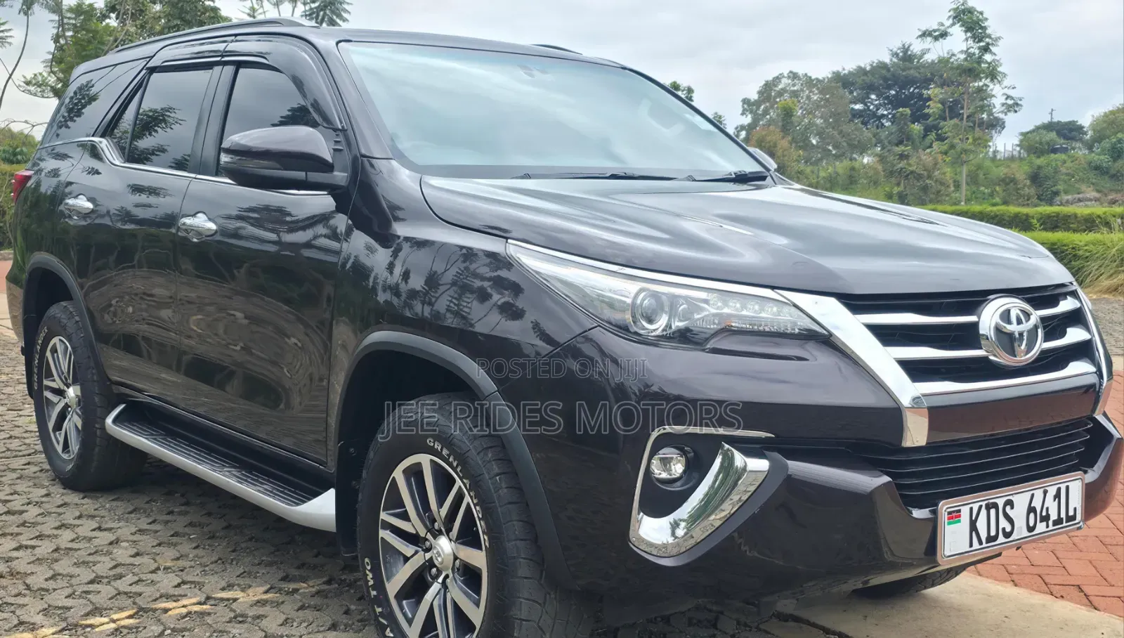 Toyota Fortuner 2018 Matt Black