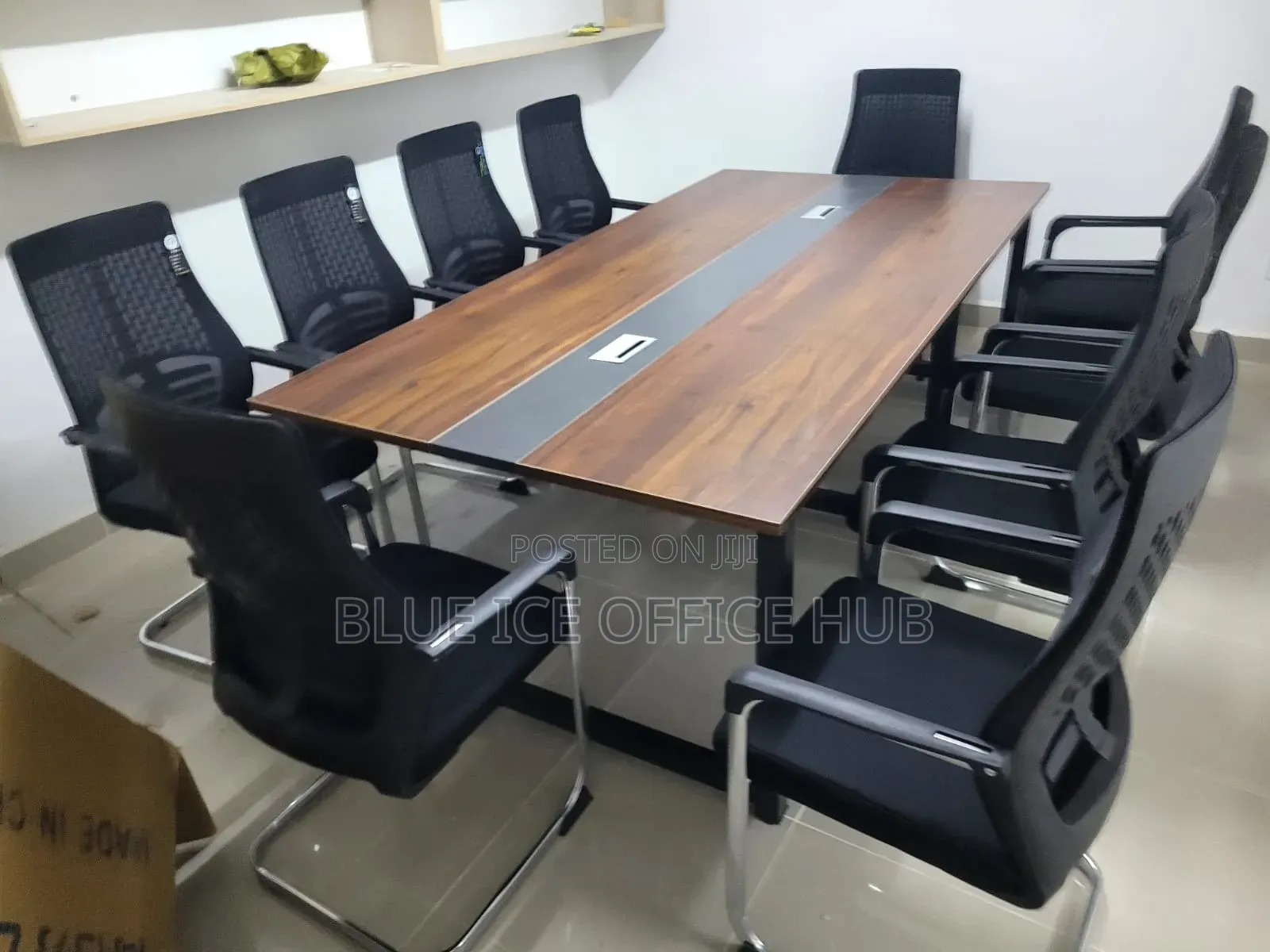Modern 10 Seater Boardroom Conference Table & Chairs