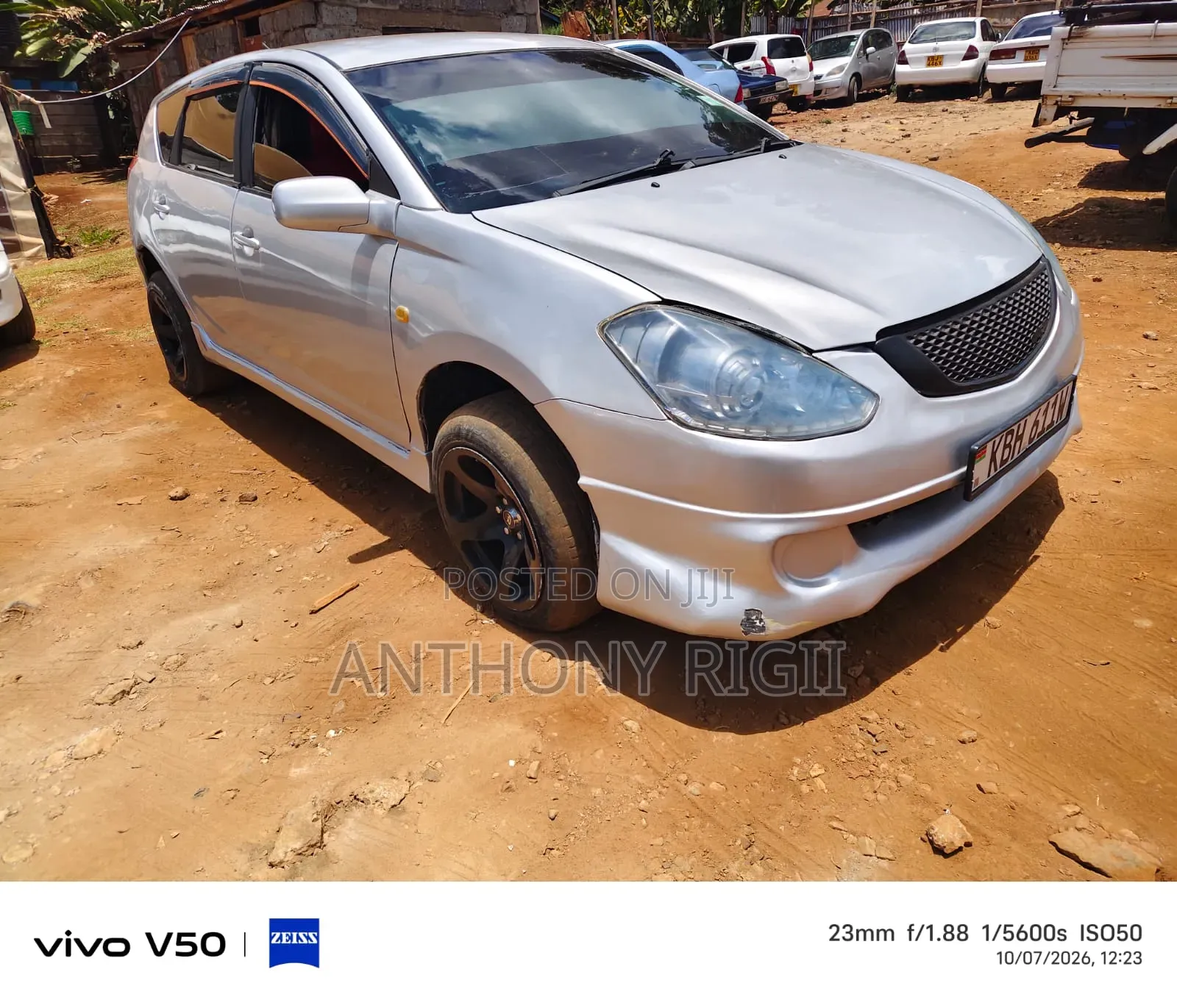 Toyota Caldina 2004 Silver