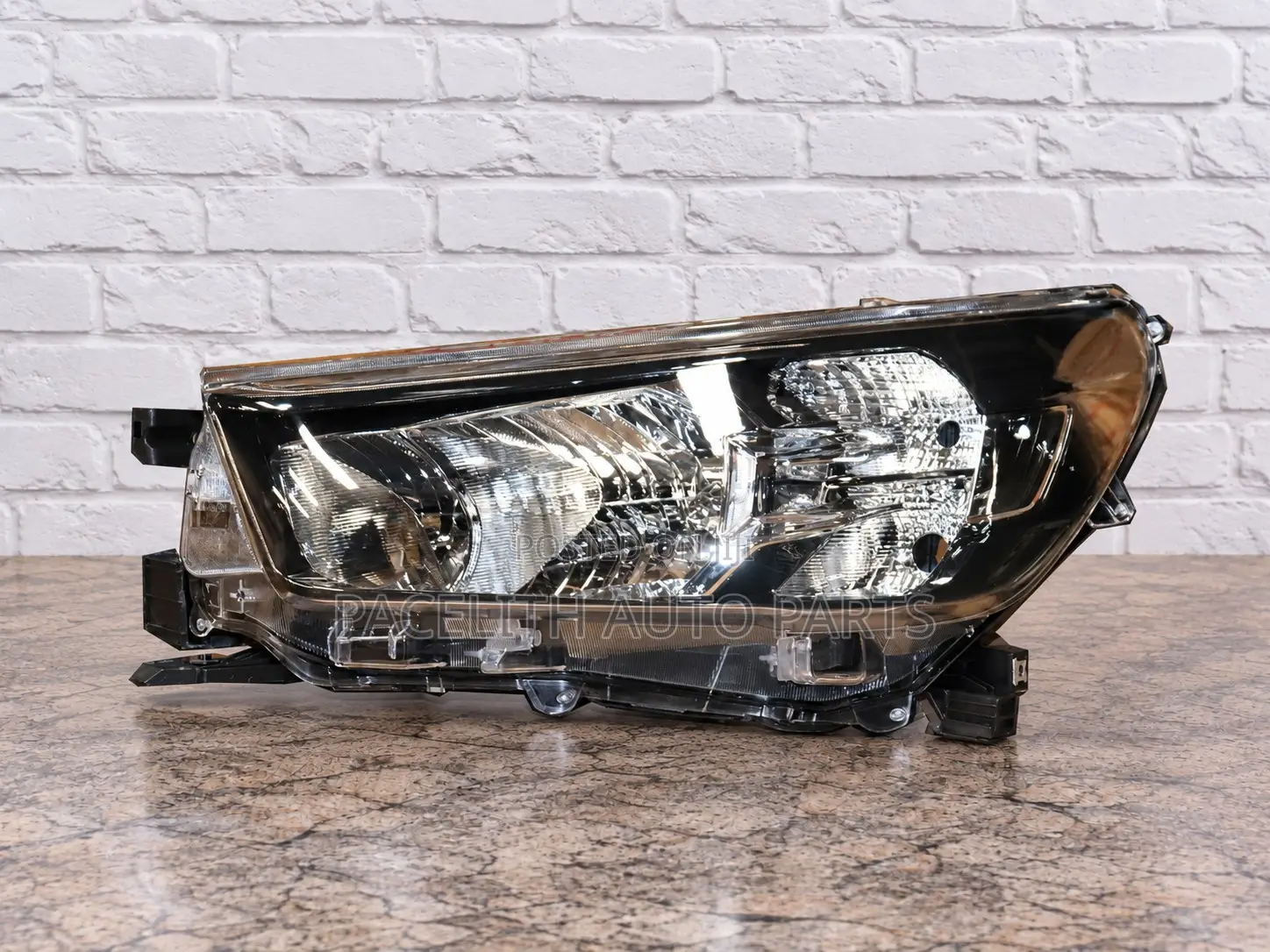 Head Lamp / Light Toyota Hilux Revo Rocco 2021 Normal