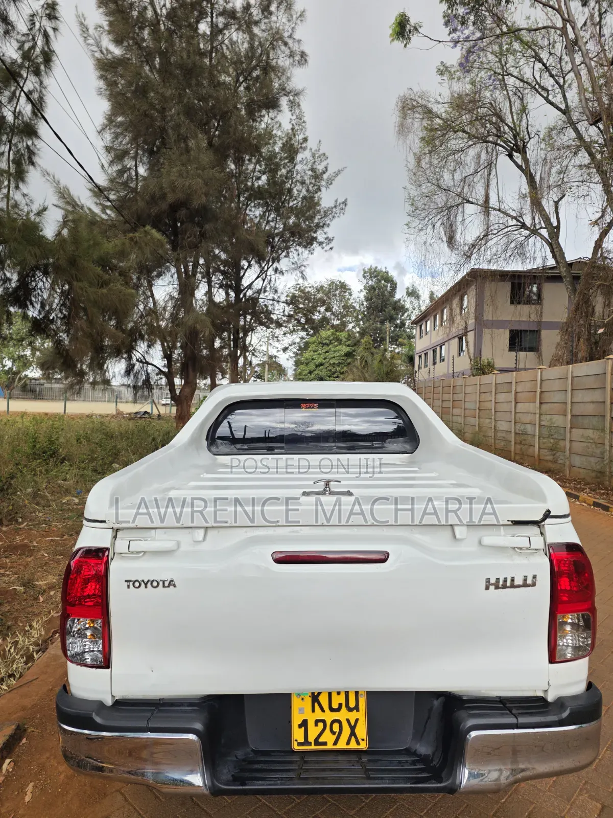 Toyota Hilux 2019 White