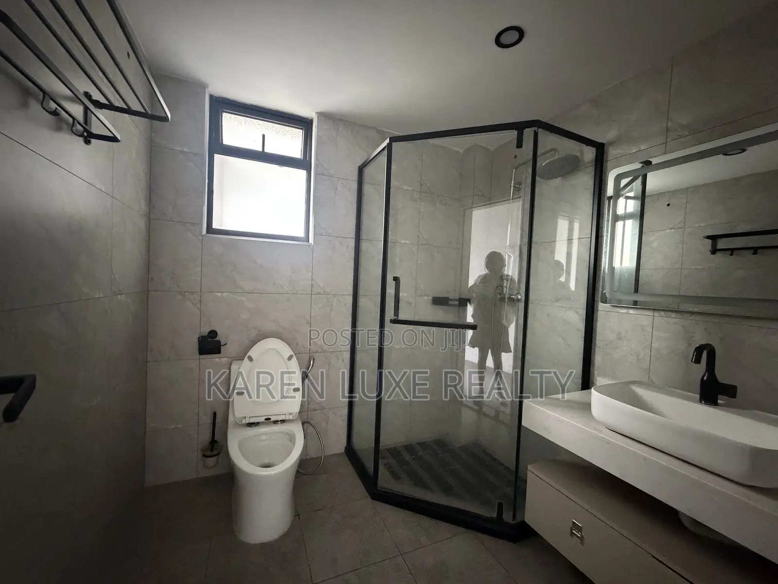 4bdrm Apartment in Adams Arcade, Kilimani for rent