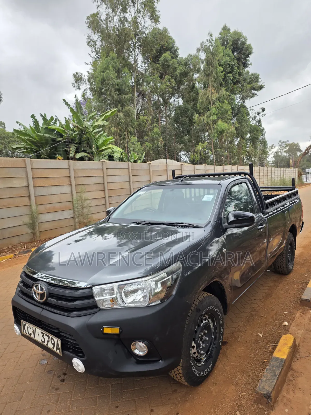 Toyota Hilux 2019 Gray