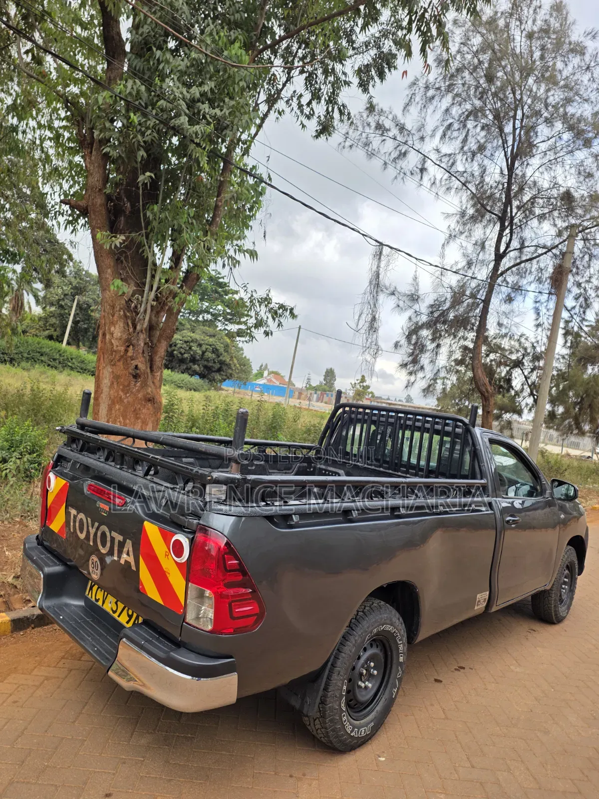 Toyota Hilux 2019 Gray