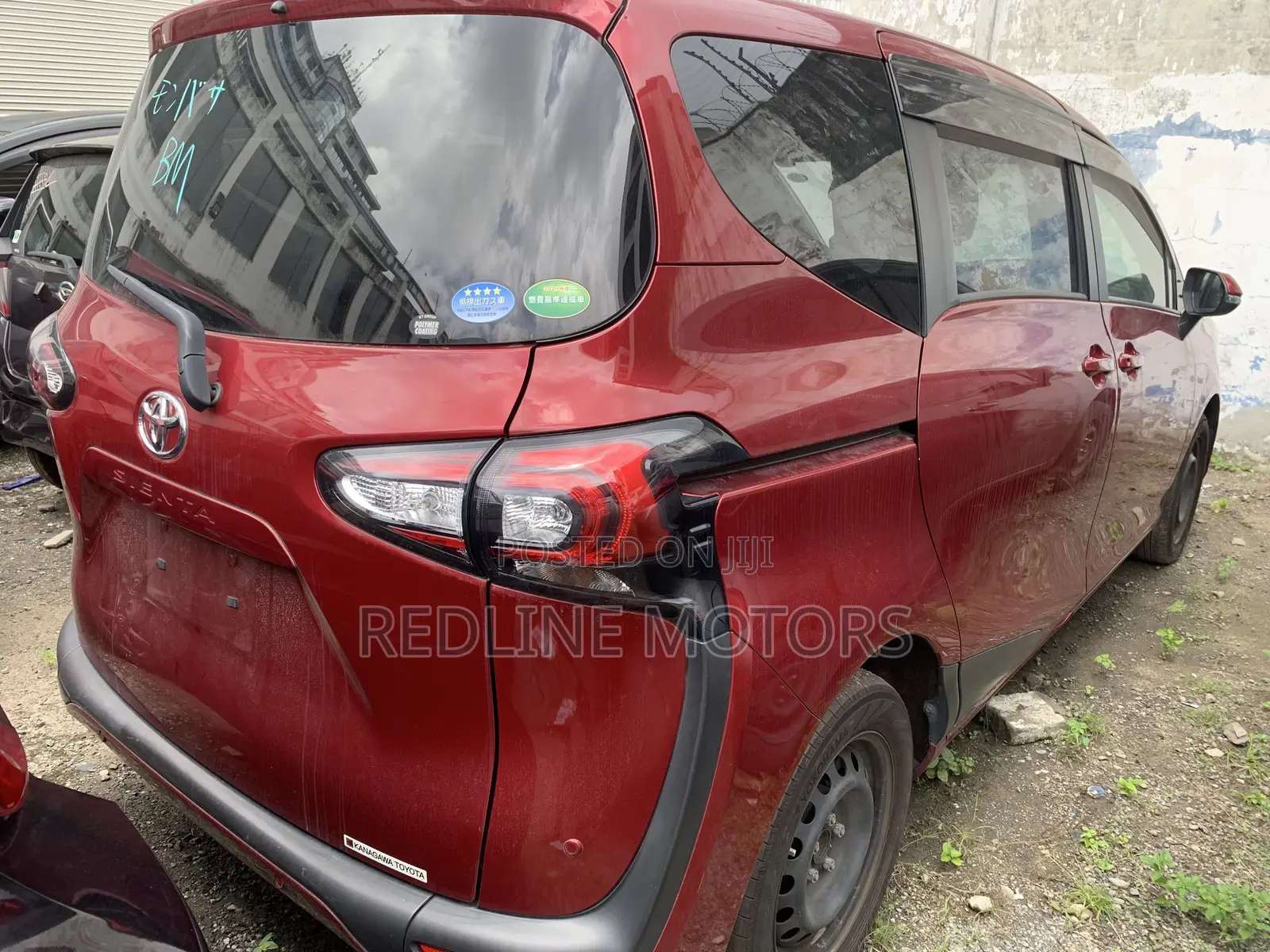 Toyota Sienta 1.5 FWD 2018 Red
