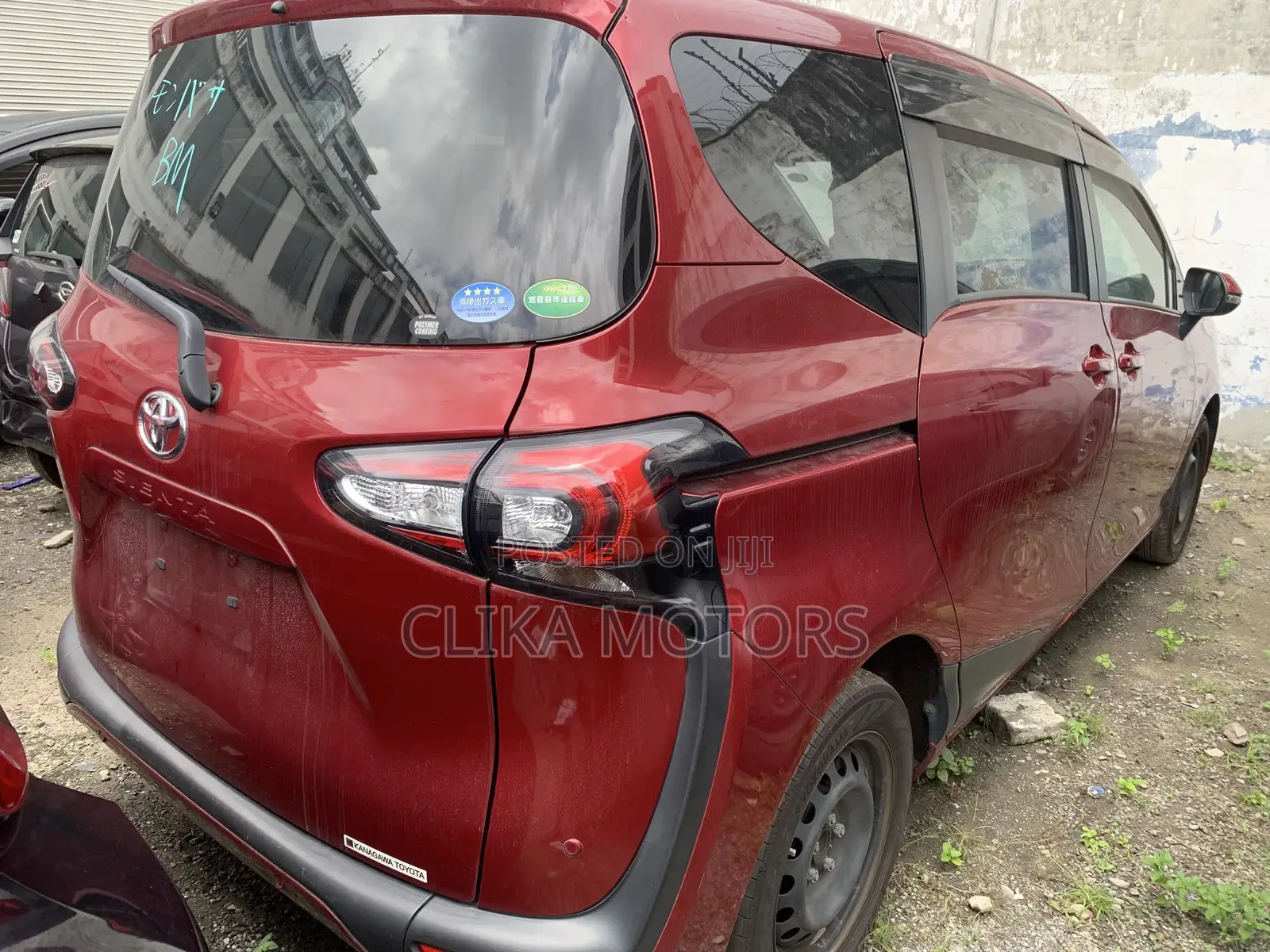 Toyota Sienta 1.5 FWD 2018 Red
