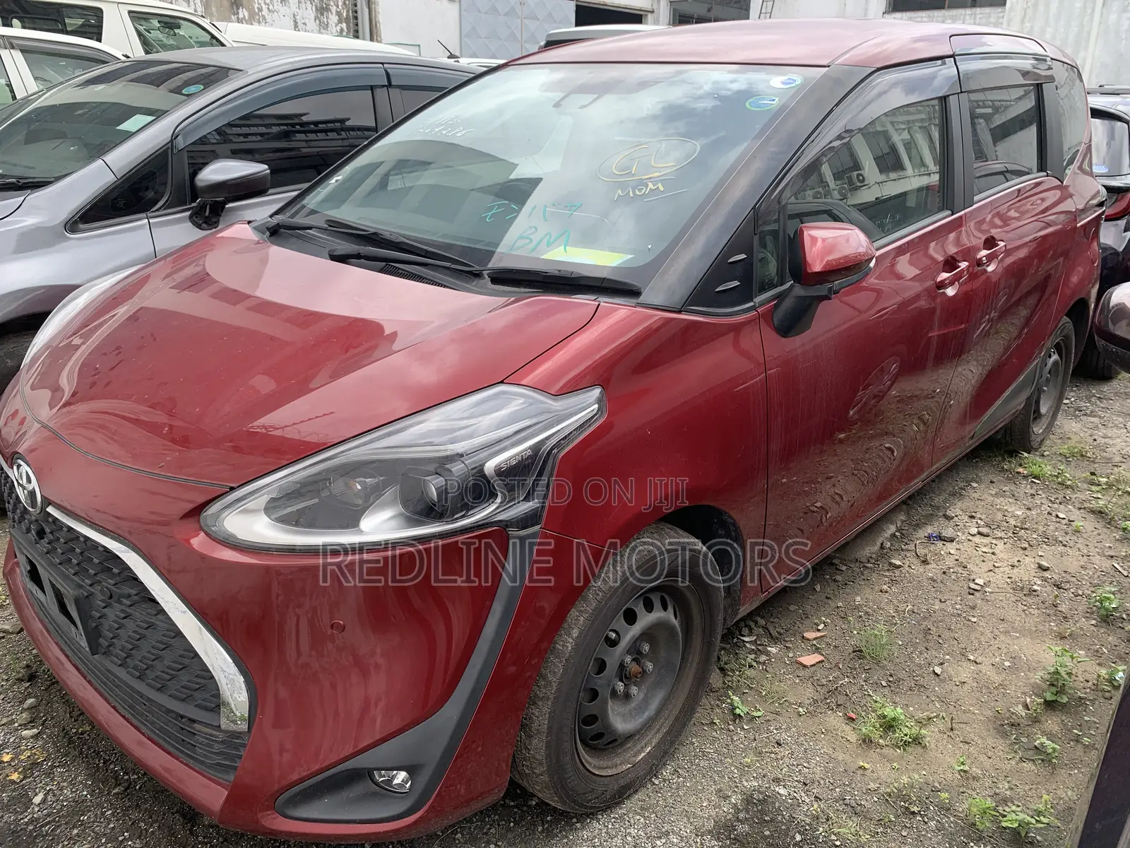 Toyota Sienta 1.5 FWD 2018 Red