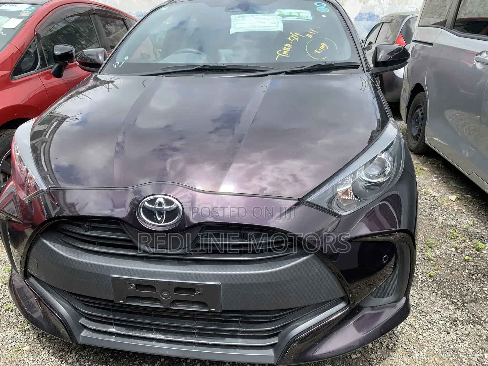 Toyota Yaris L Hatchback 5dr 2018 Purple