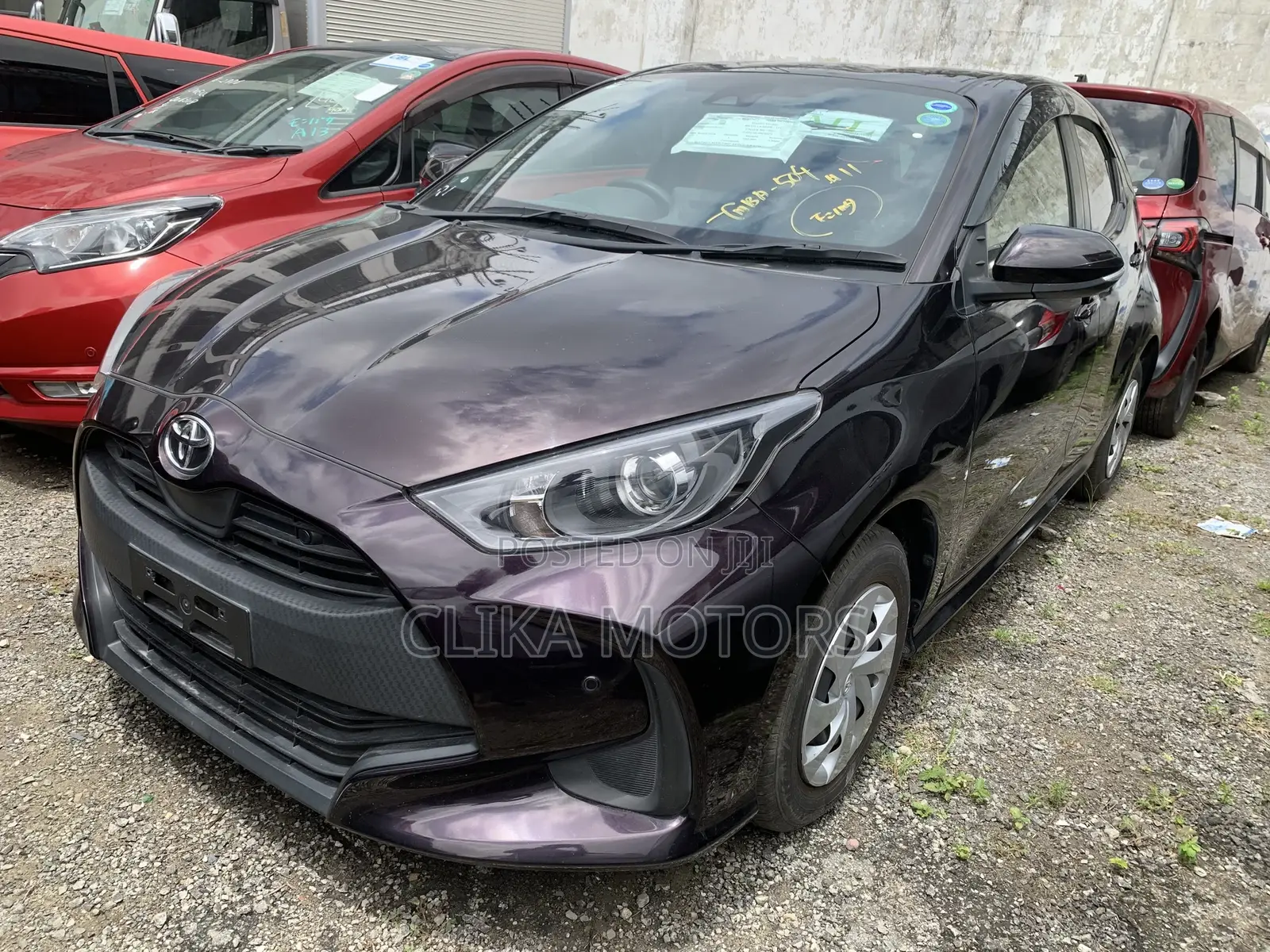 Toyota Yaris L Hatchback 5dr 2018 Purple