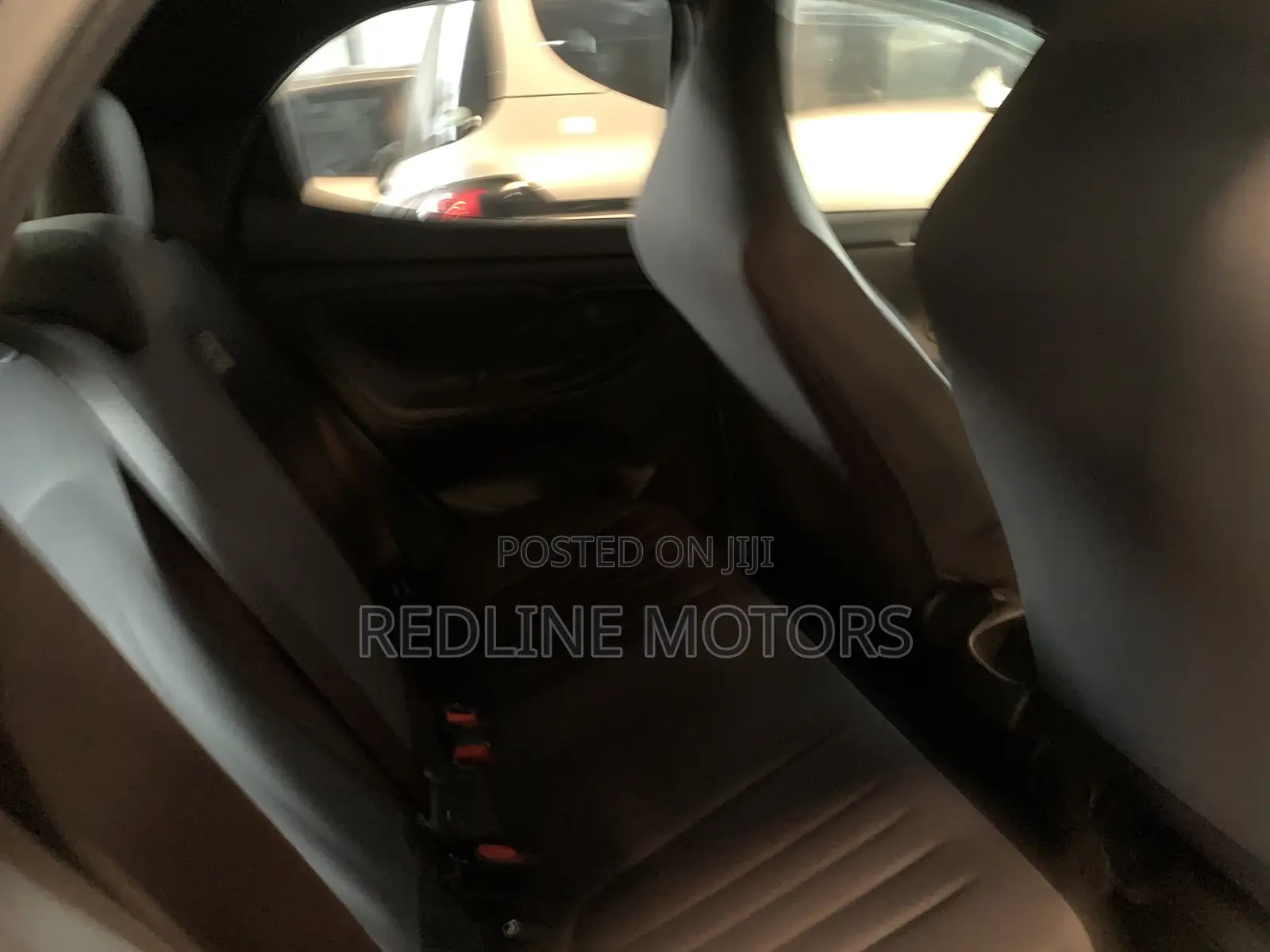 Toyota Yaris L Hatchback 5dr 2018 Black
