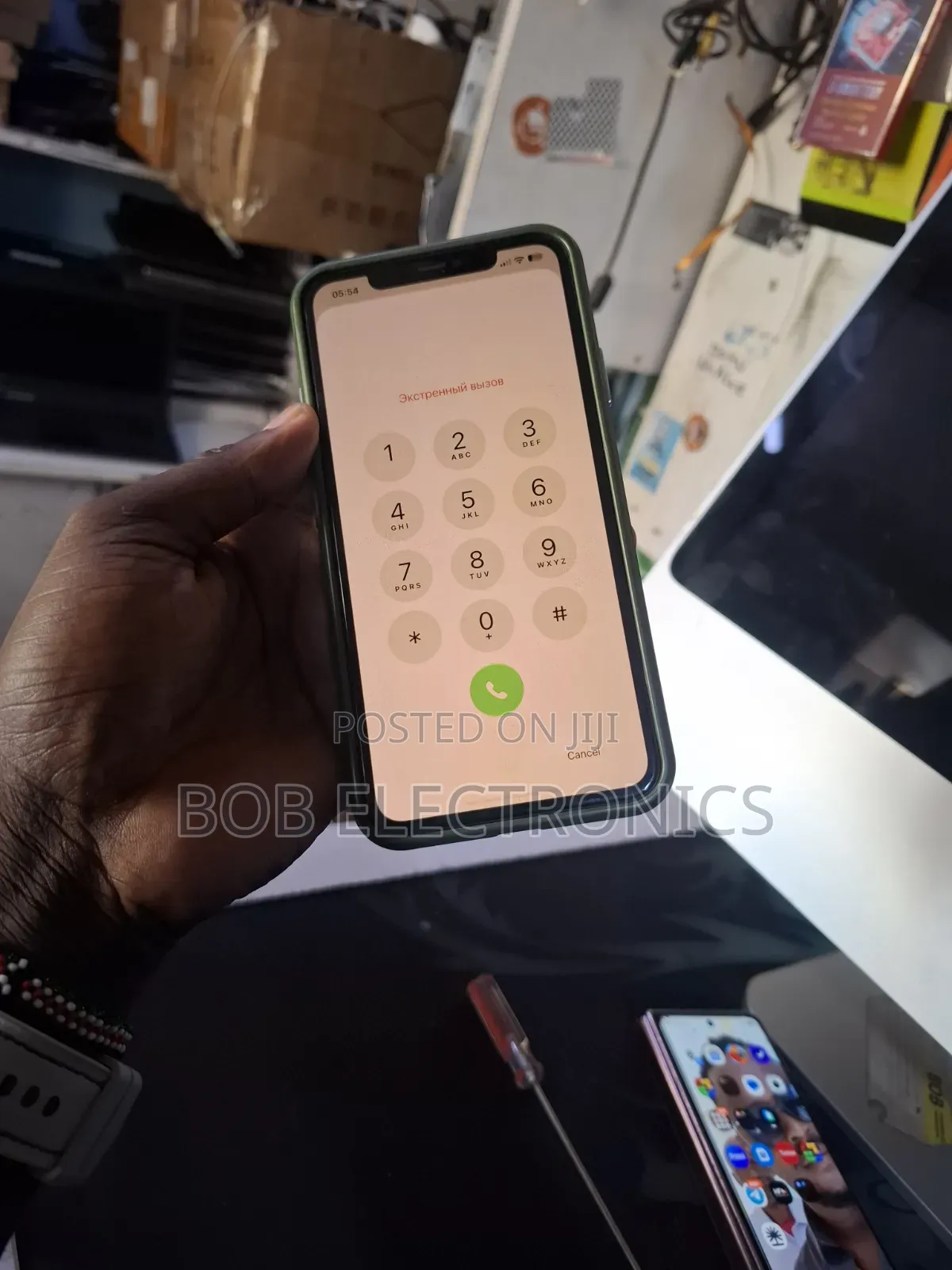 Apple iPhone 11 Pro Max 64 GB Green