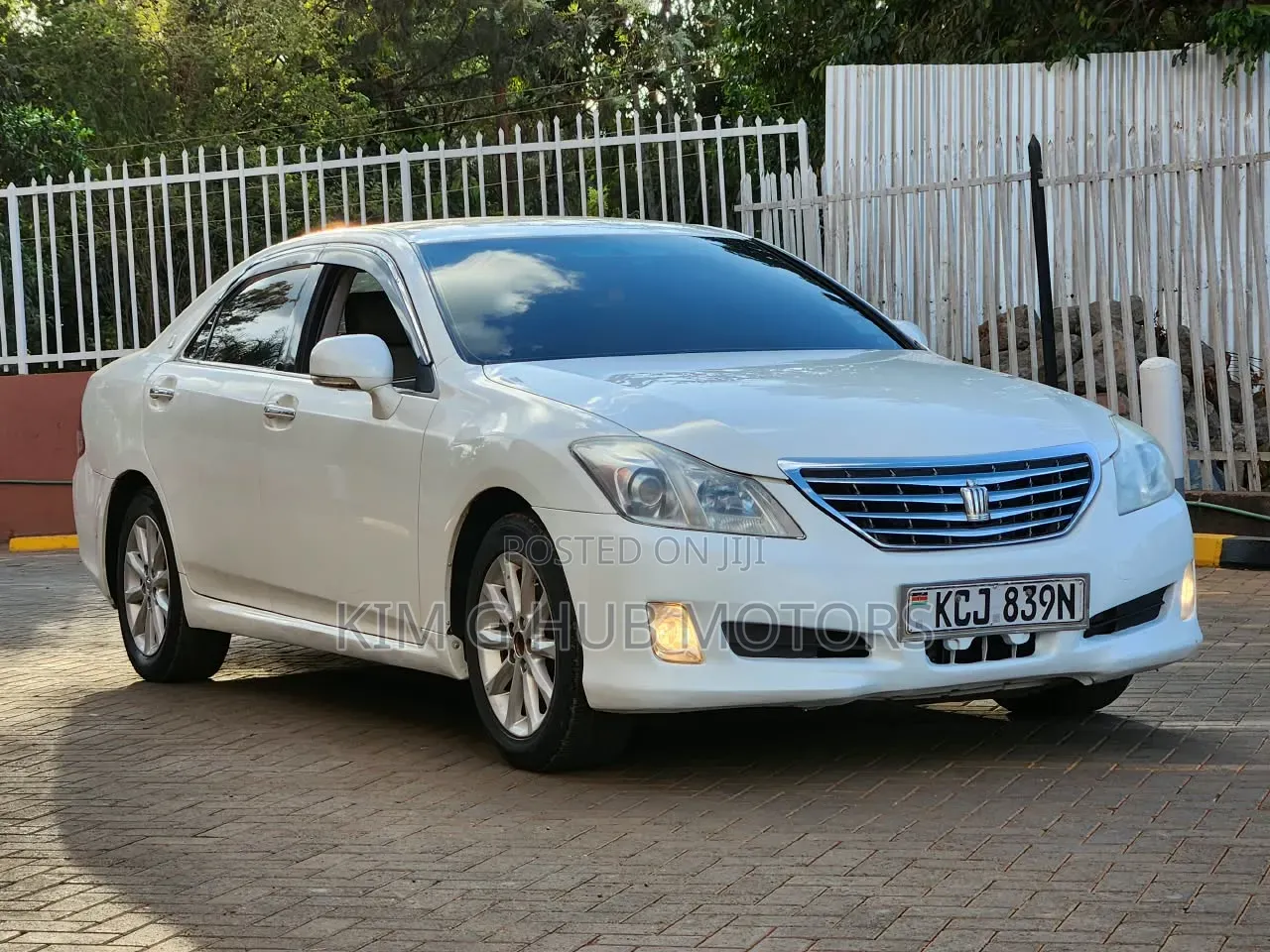 Toyota Crown 2009 Pearl