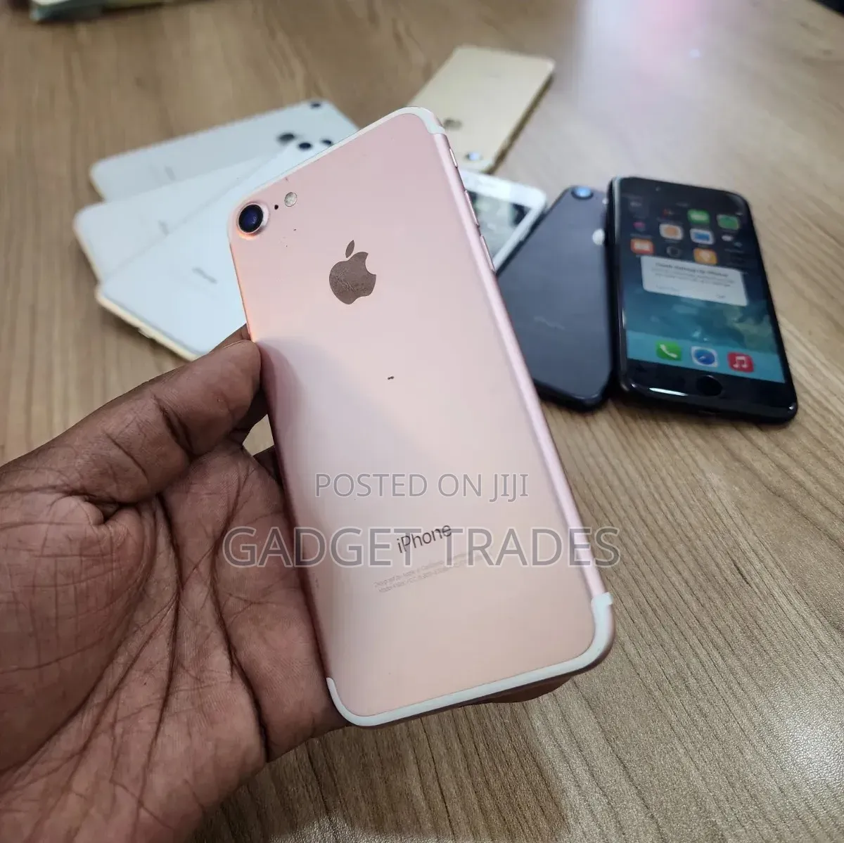 Apple iPhone 7 32 GB Gold
