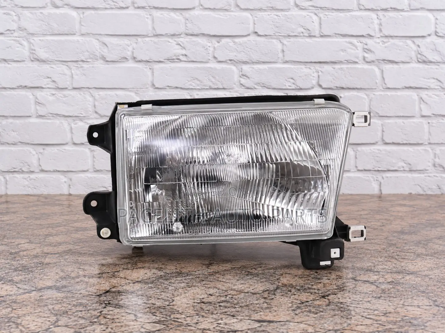 Depo Head Lamp / Light Toyota Hilux Surf 1996/1997//1998