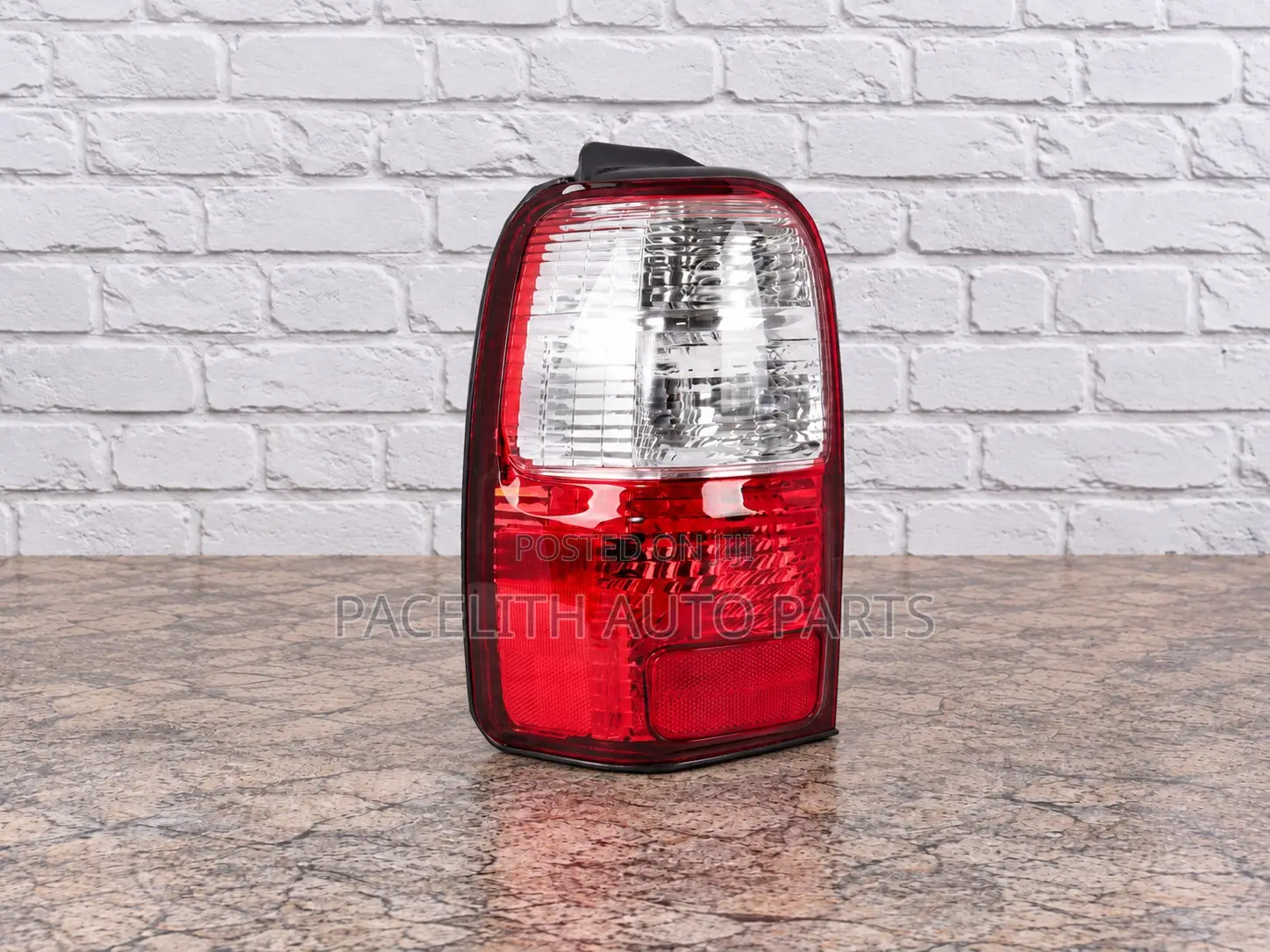 Tail Lamp / Light Toyota Hilux Surf Kzn185 1996/1997/1998