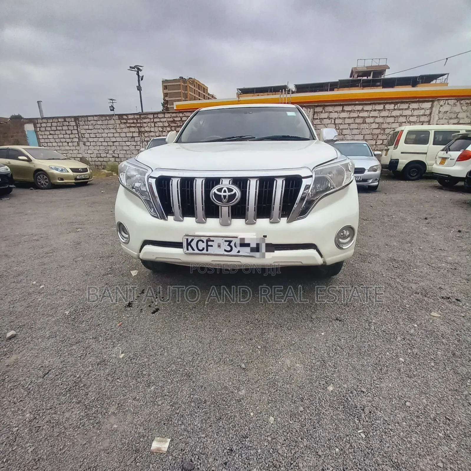 Toyota Land Cruiser 2015 White